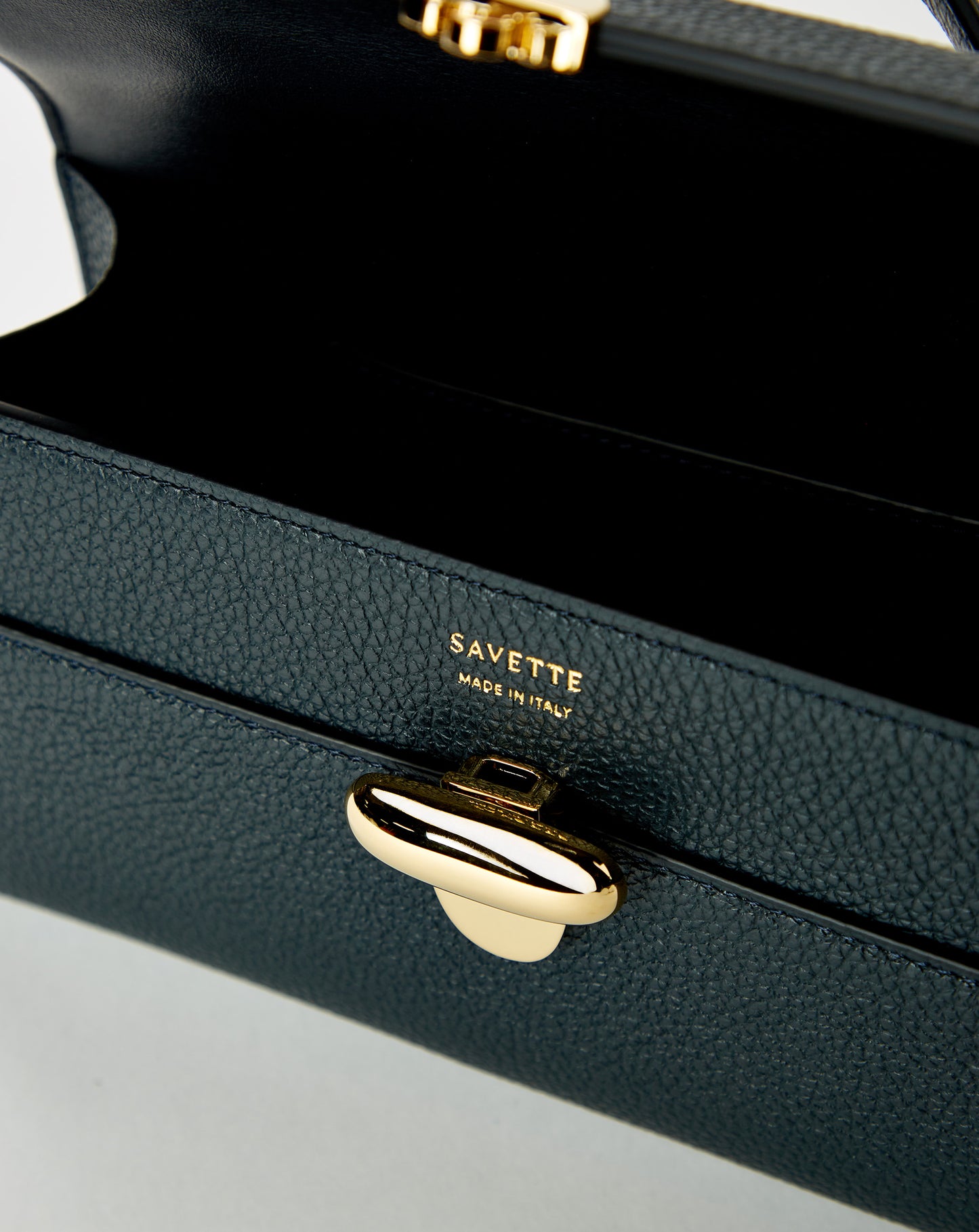 Symmetry Pochette In Grained Calf