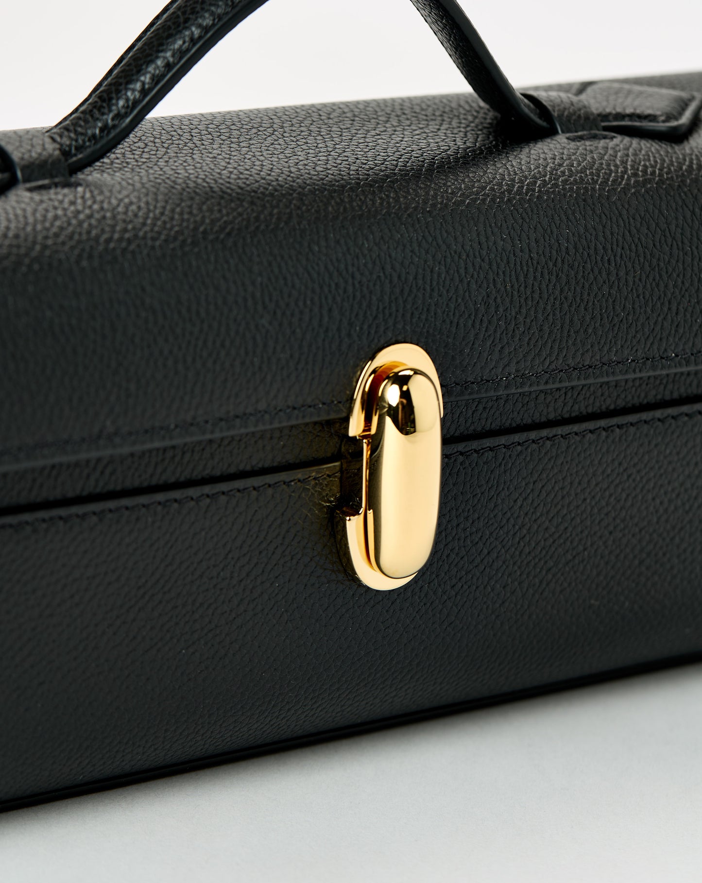 Slim Symmetry In Grained Calf