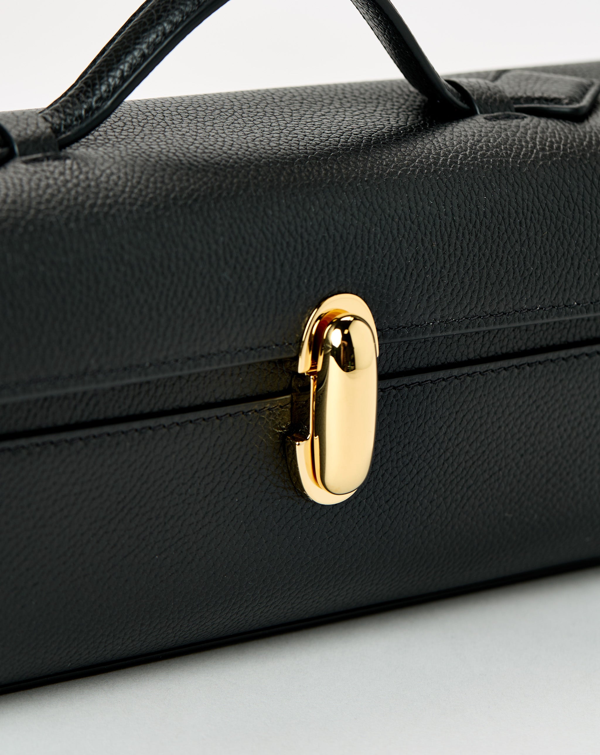 Slim Symmetry In Grained Calf
