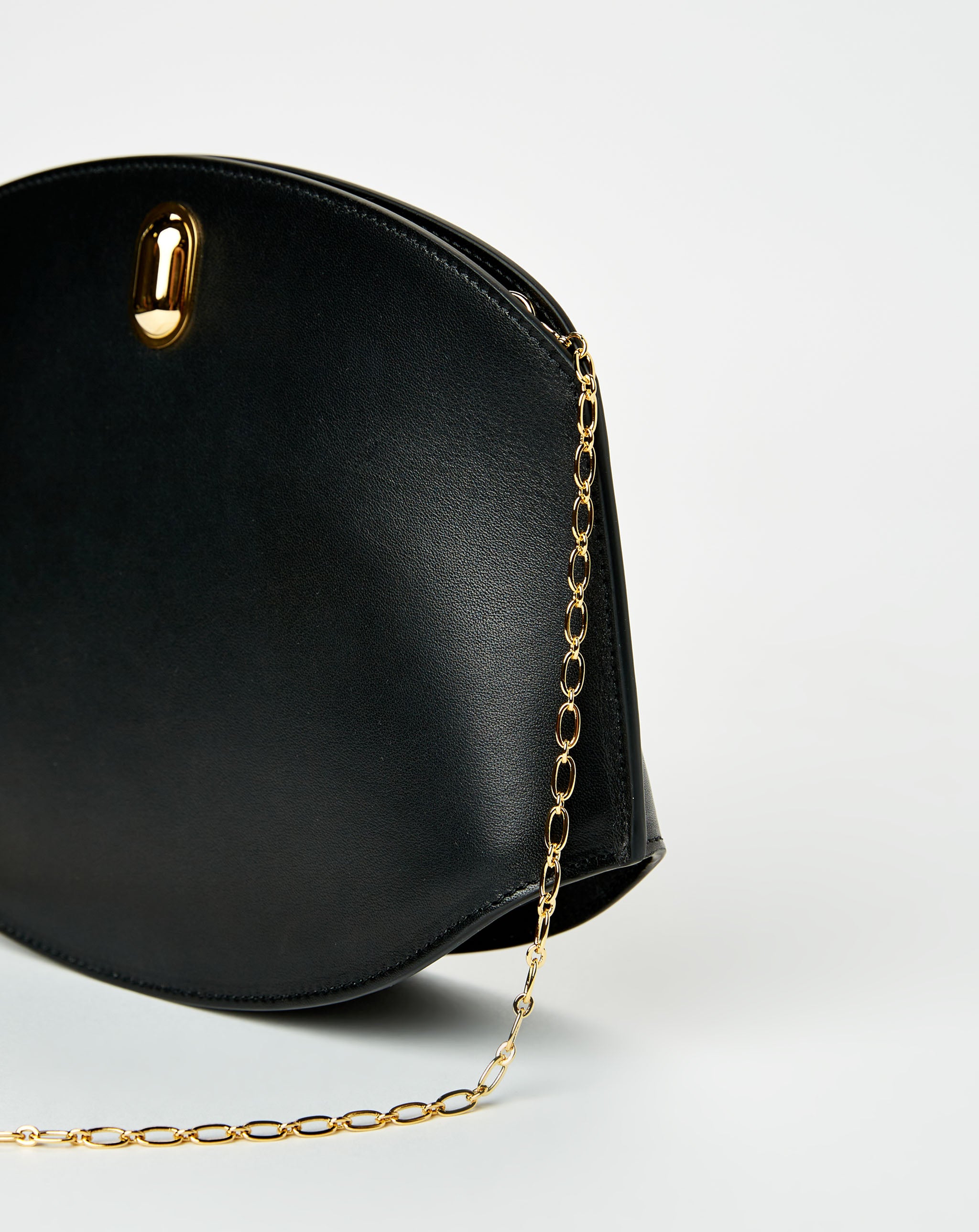 Tondo Chain Crossbody In Smooth Calf Leather
