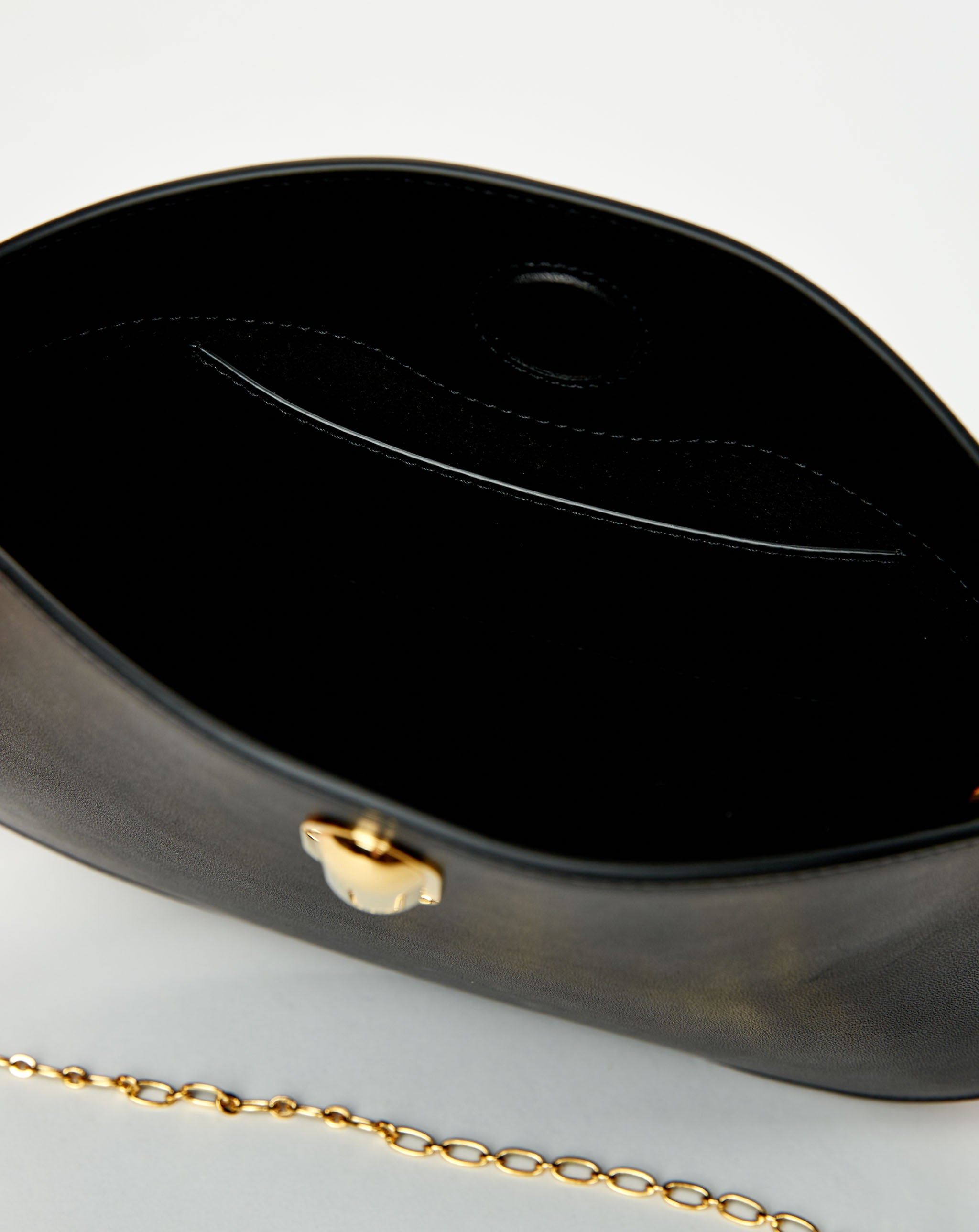 Tondo Chain Crossbody In Smooth Calf Leather
