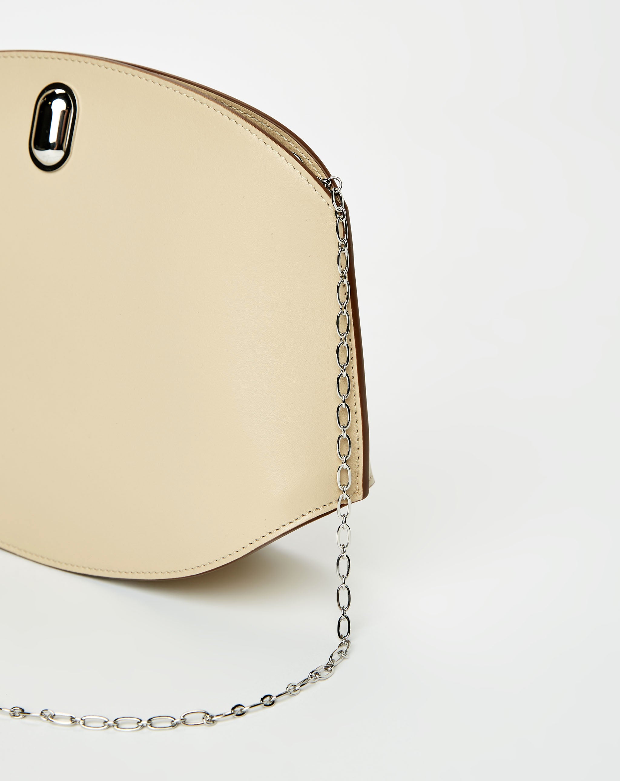 Tondo Chain Crossbody In Smooth Calf Leather