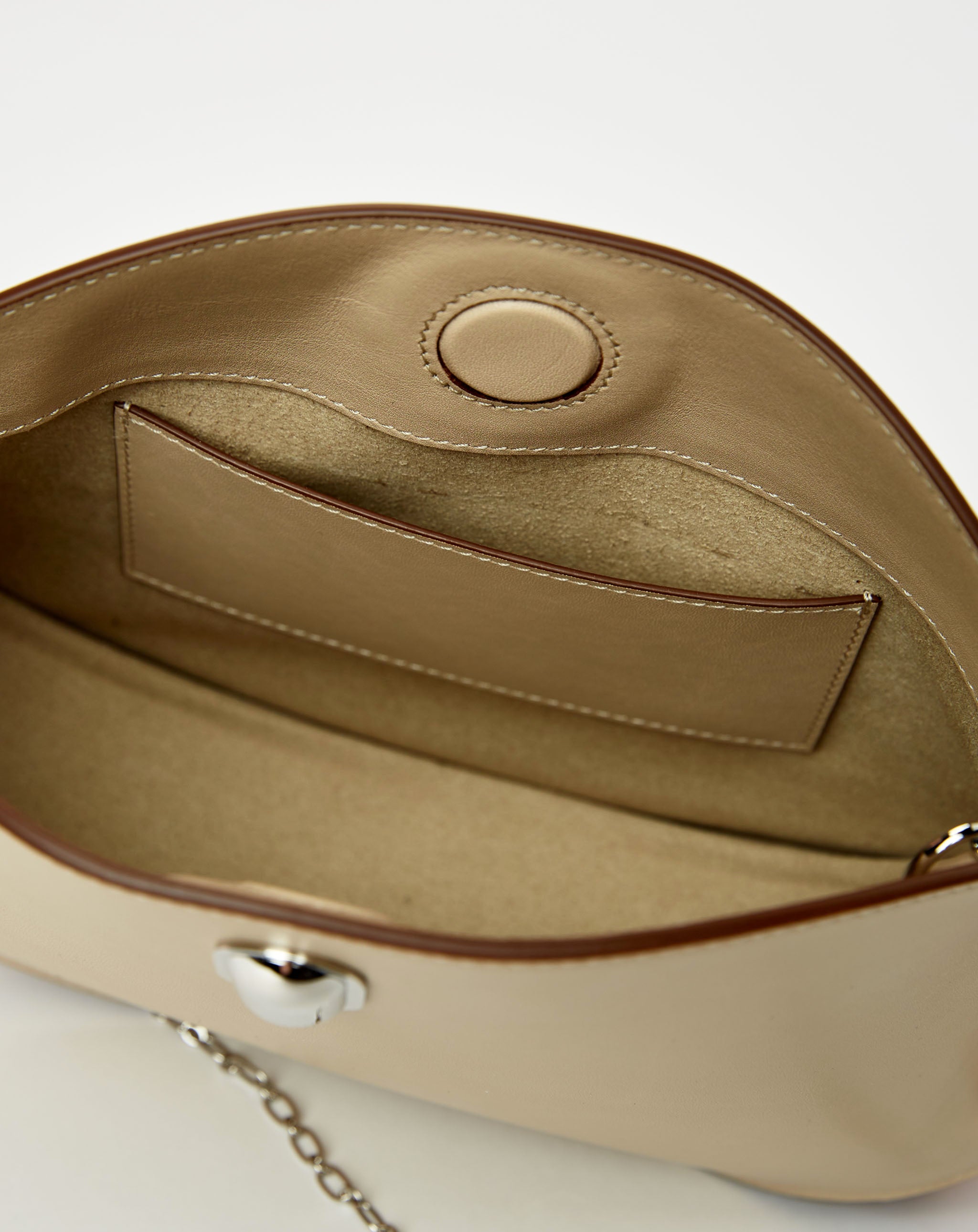 Tondo Chain Crossbody In Smooth Calf Leather