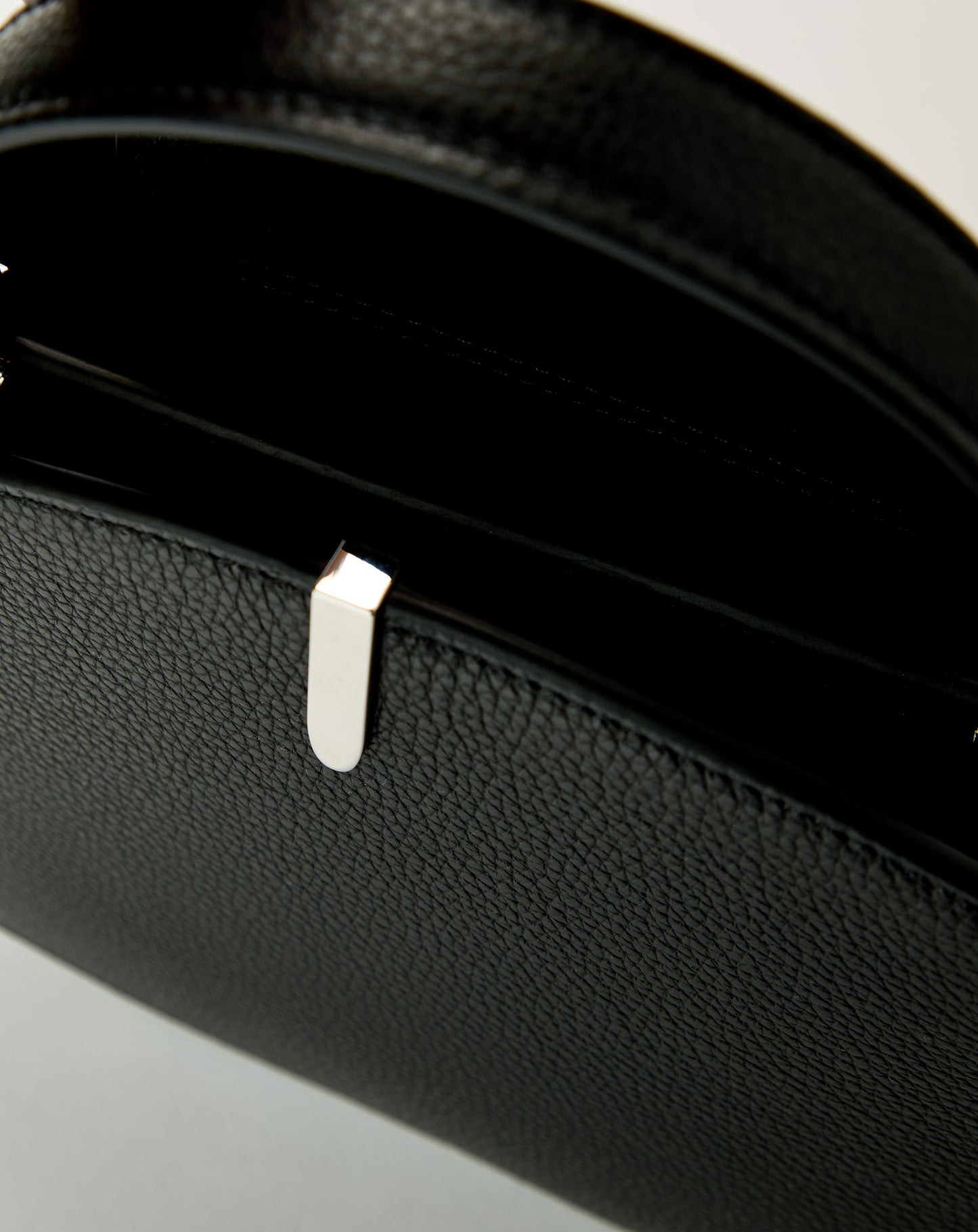 Florence 20 In Grained Calf