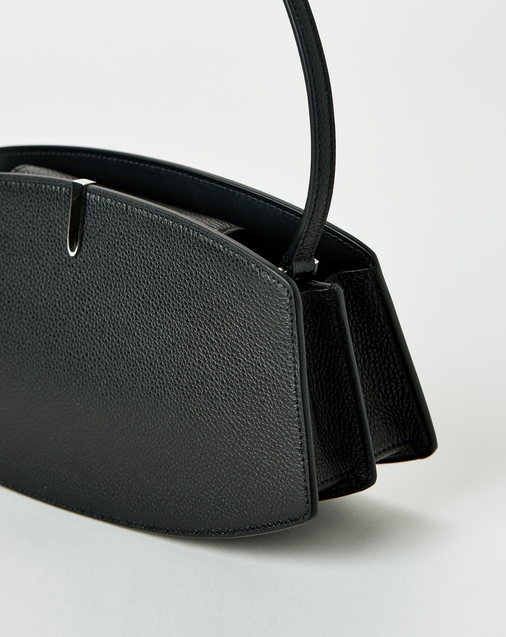 Florence Shoulder In Grained Calf
