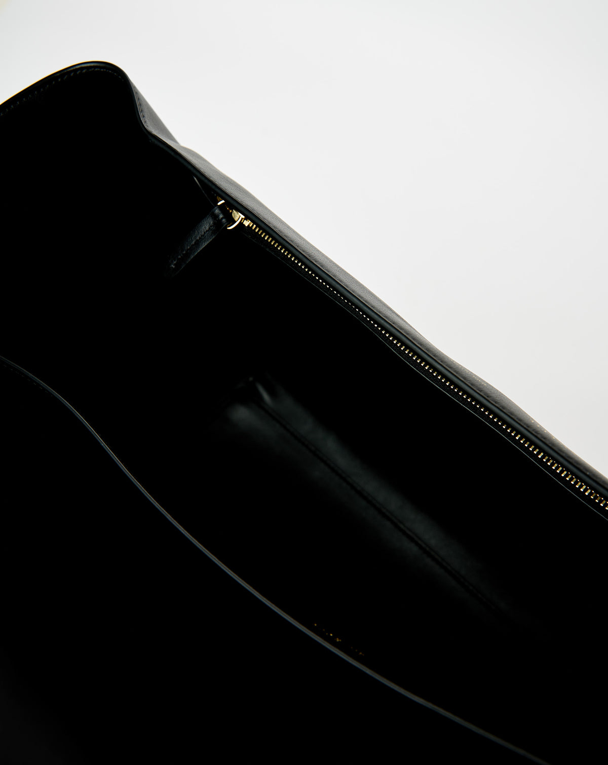 Large Trapeze Smooth Calf