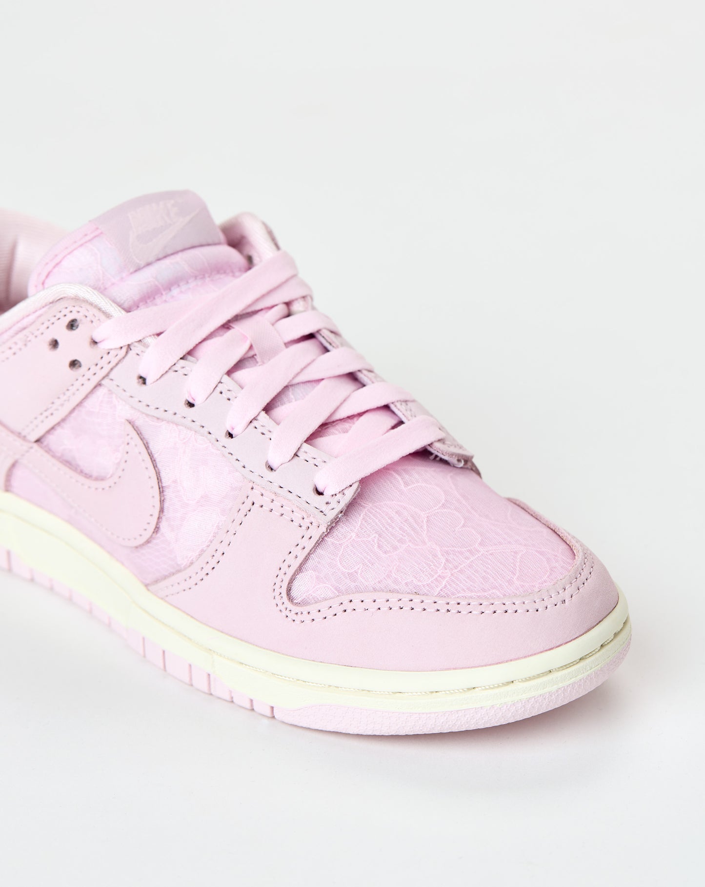 Dunk Low WMNS "Regail Pink"