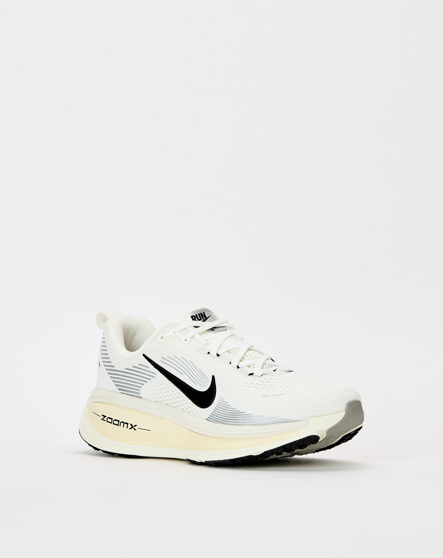 Vomero 18 "Summit White/Coconut Milk"
