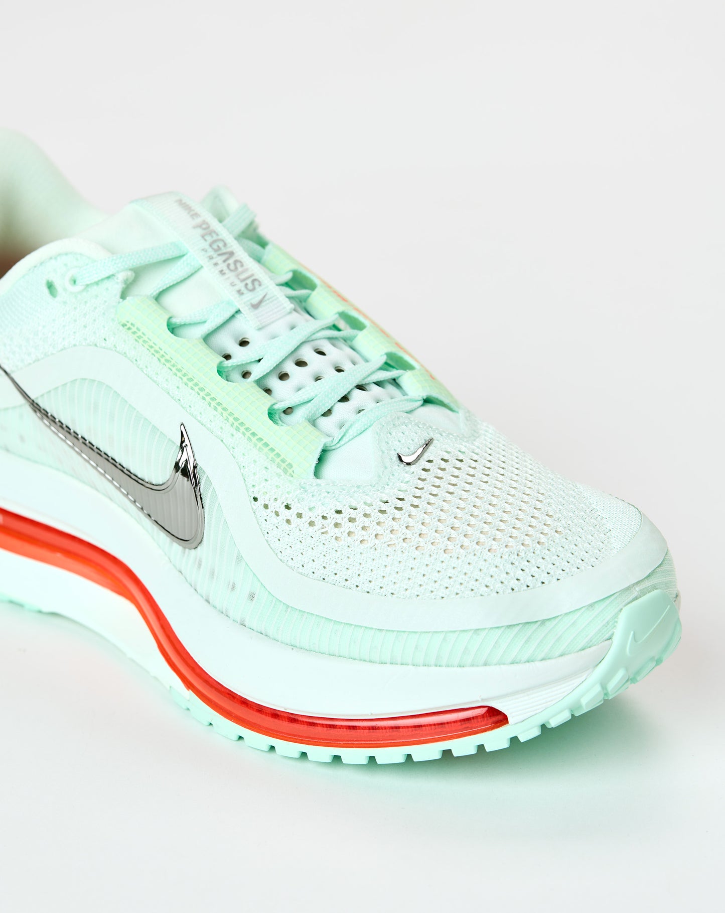 Air Zoom Pegasus PRM "Barely Green"