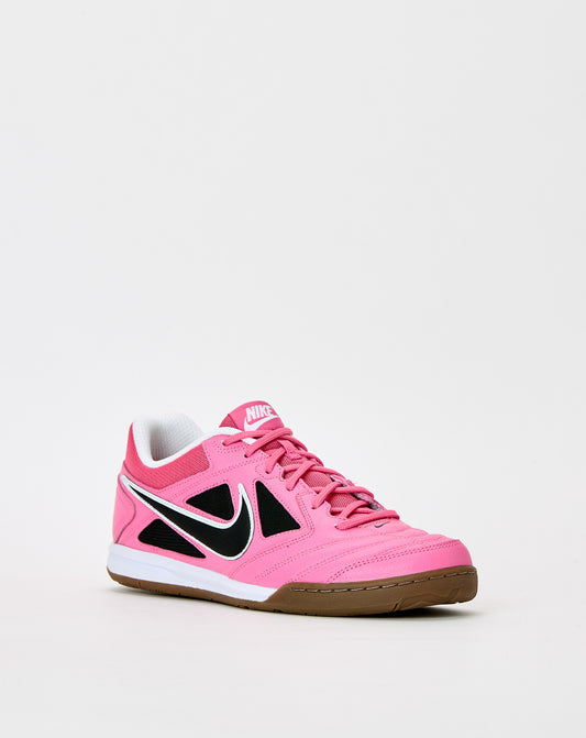 Nike Gato