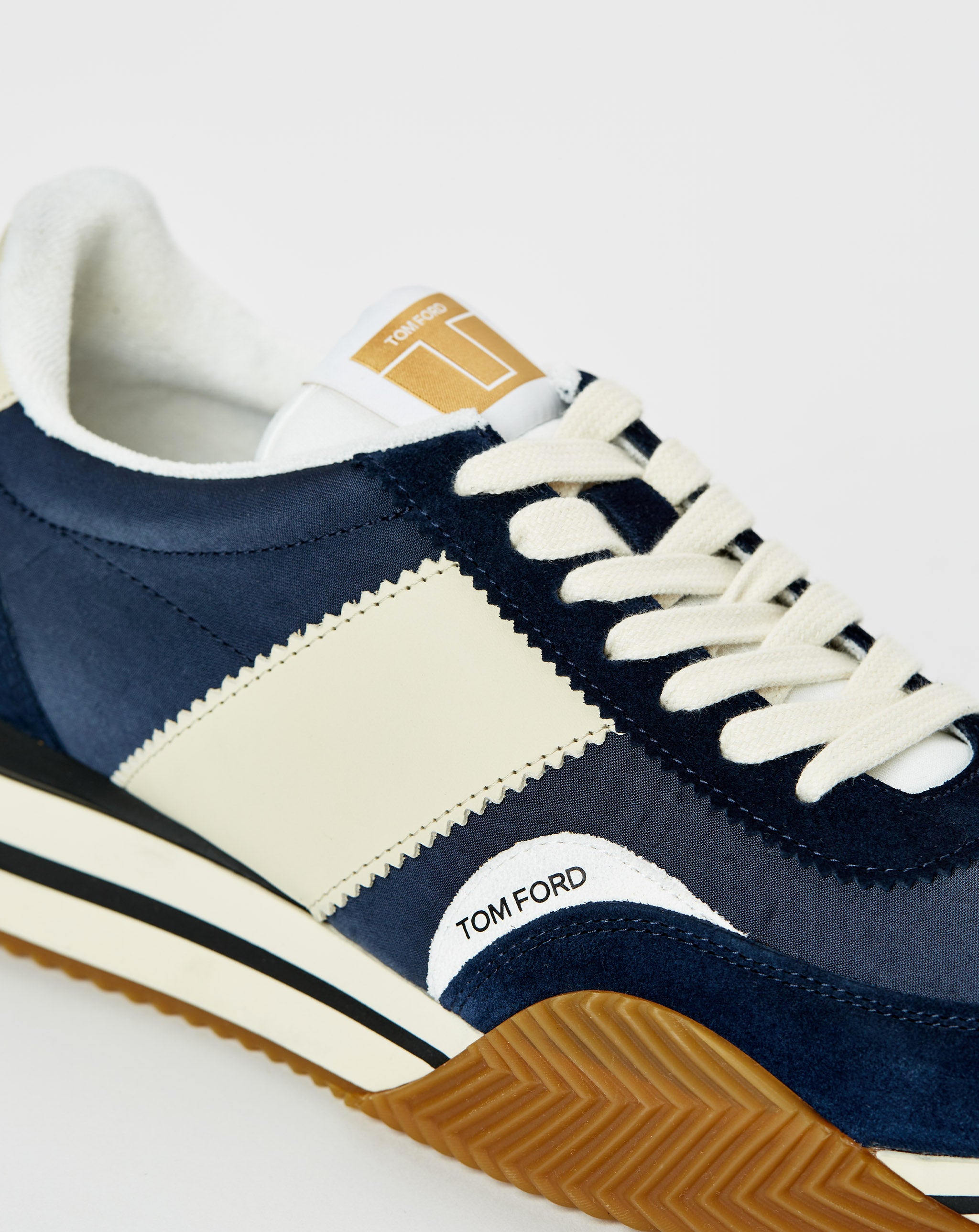 James Sneaker