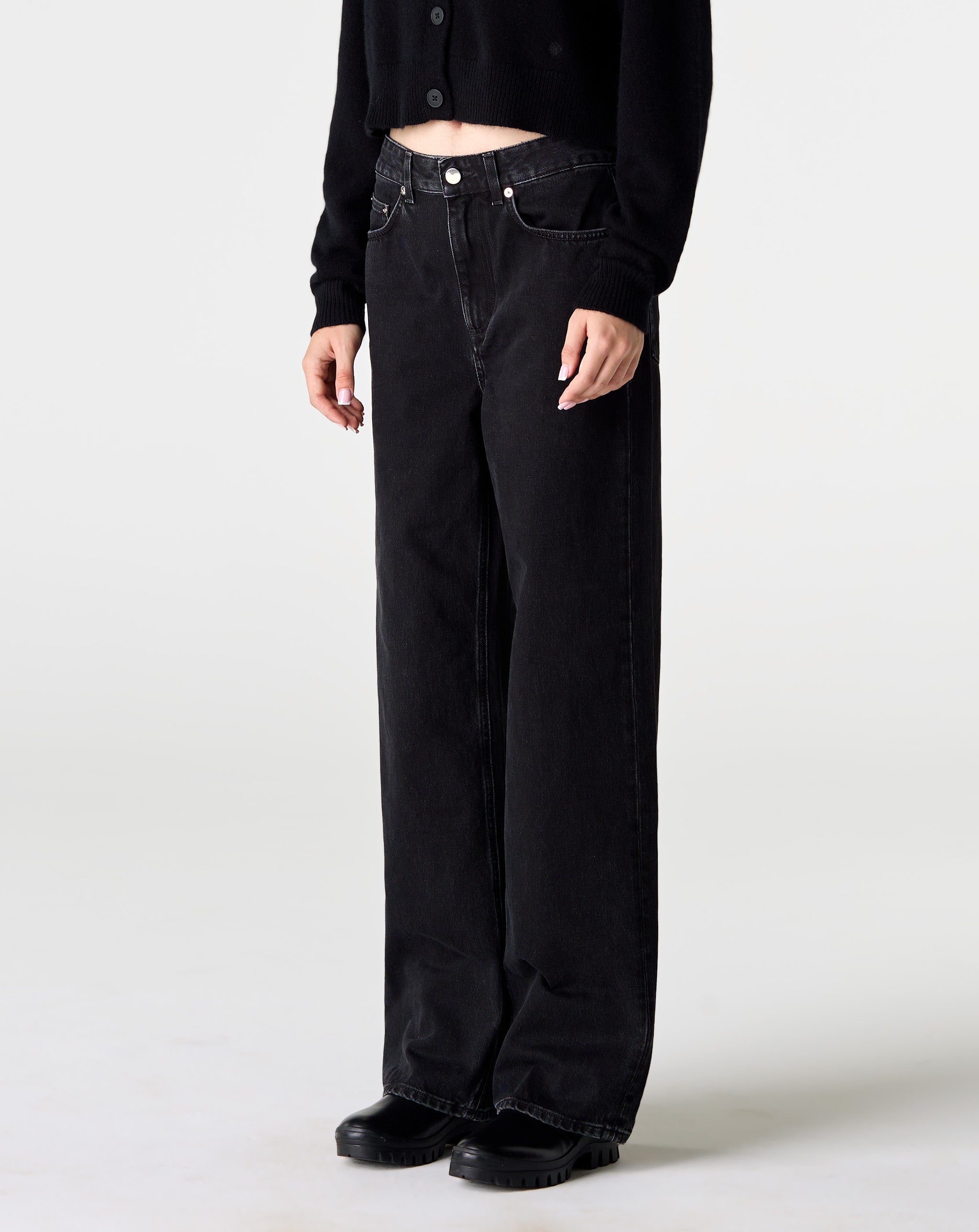 Mico Low Waisted Wide Jean