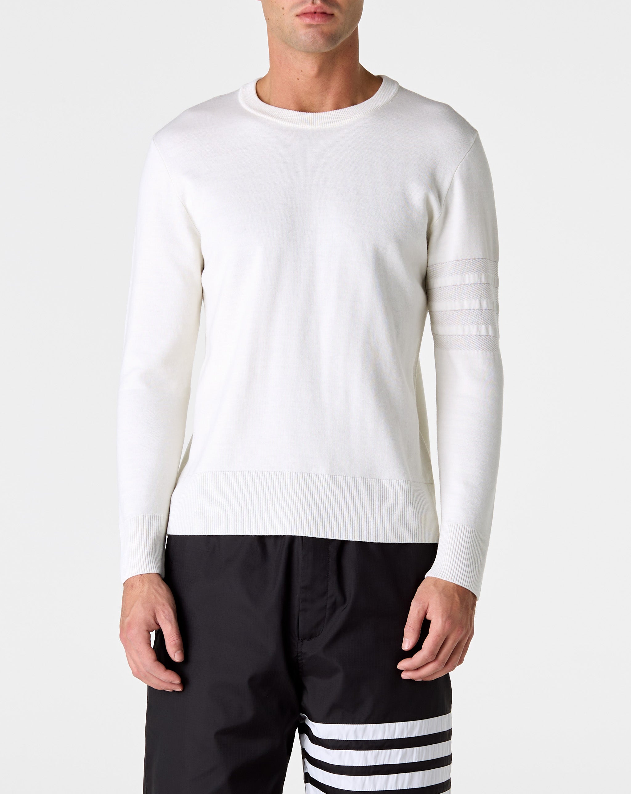 Crew Neck Pullover 4 Bar