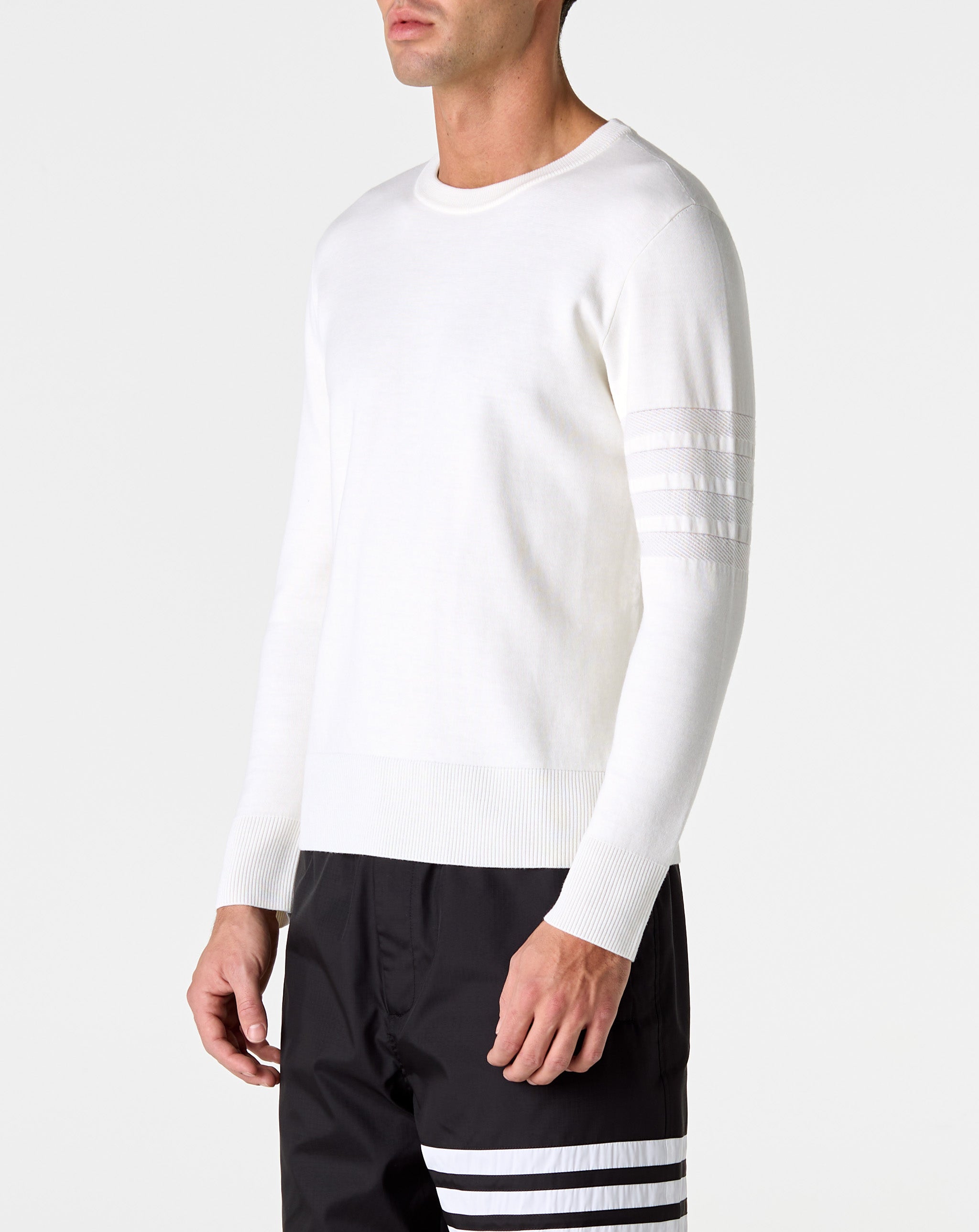 Crew Neck Pullover 4 Bar