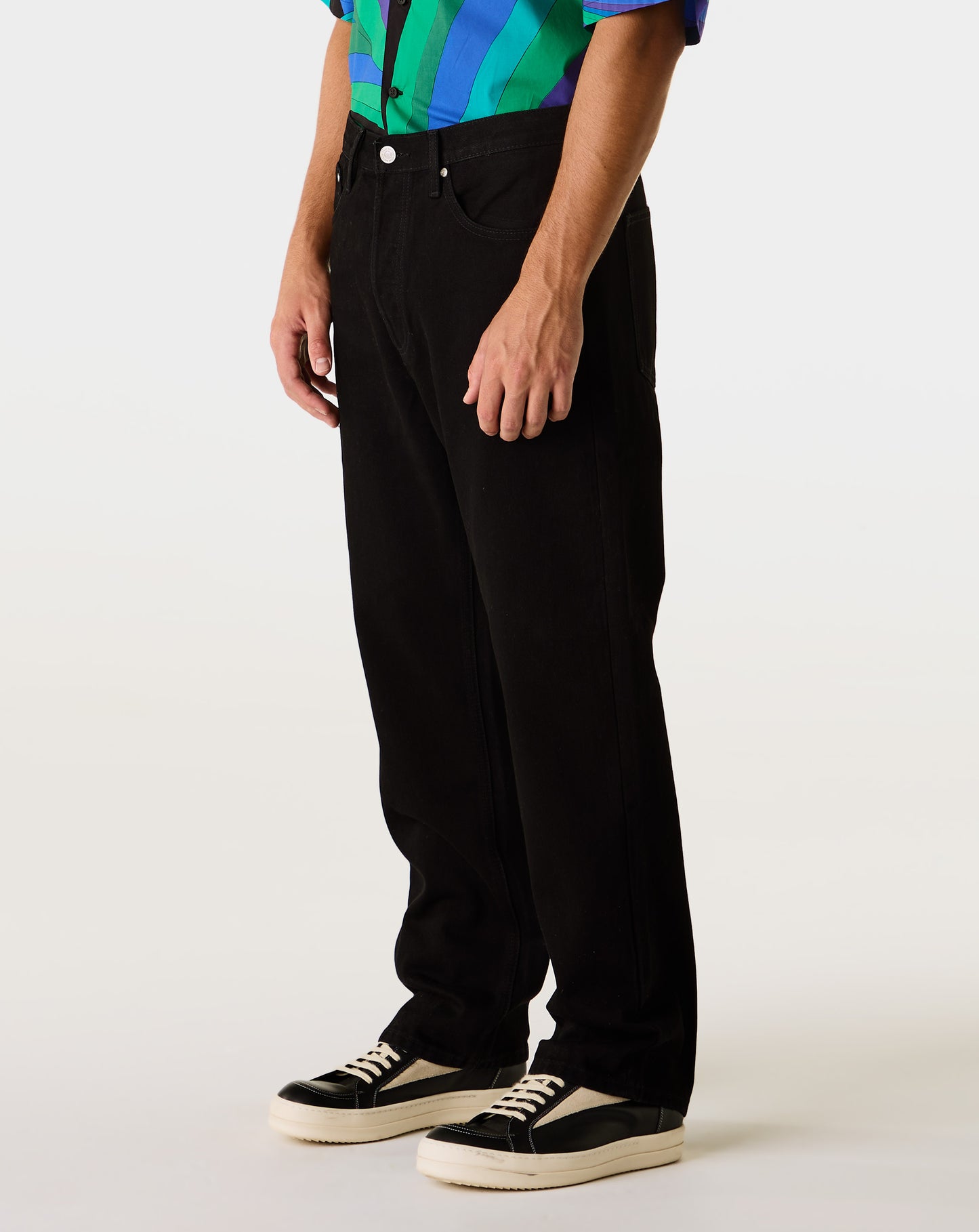 The Relaxed Jean
