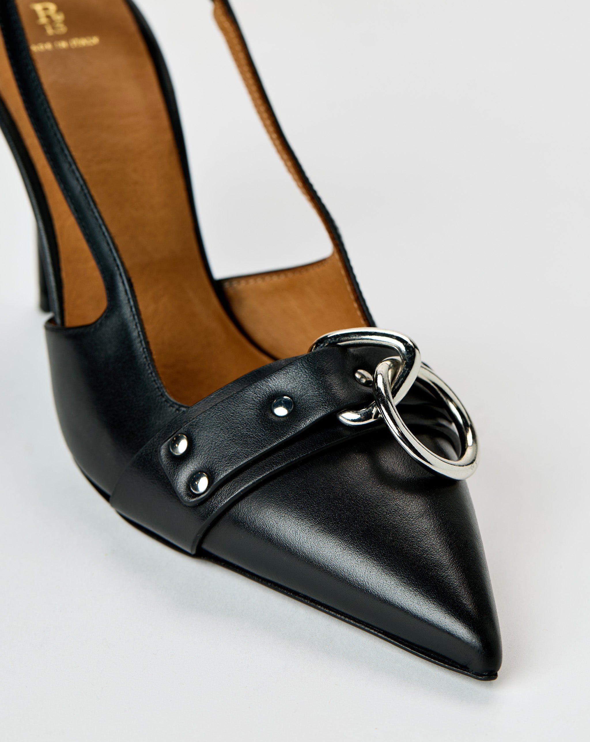 Sling Back Heel W/Ring