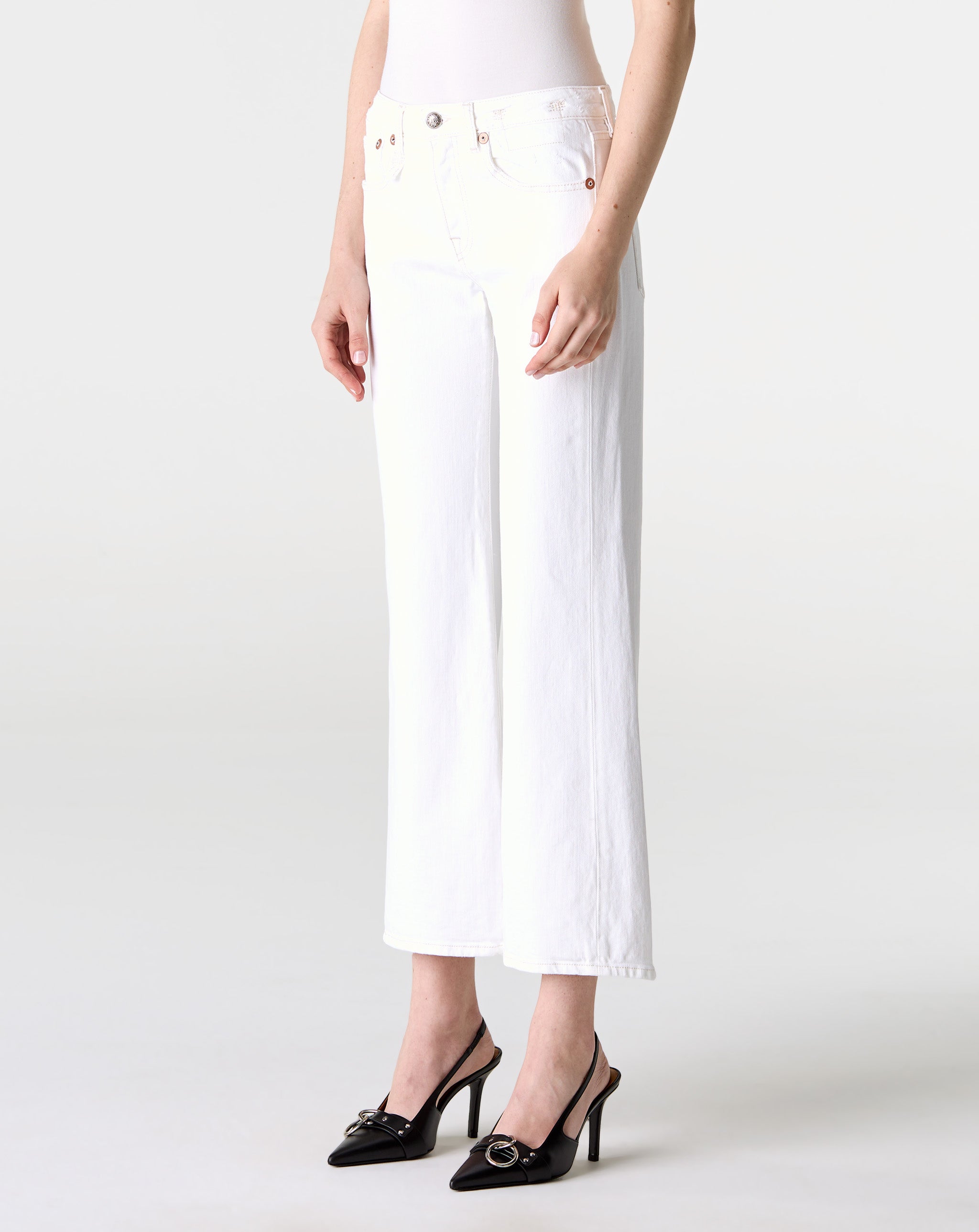 Joan Cropped Flare Jean