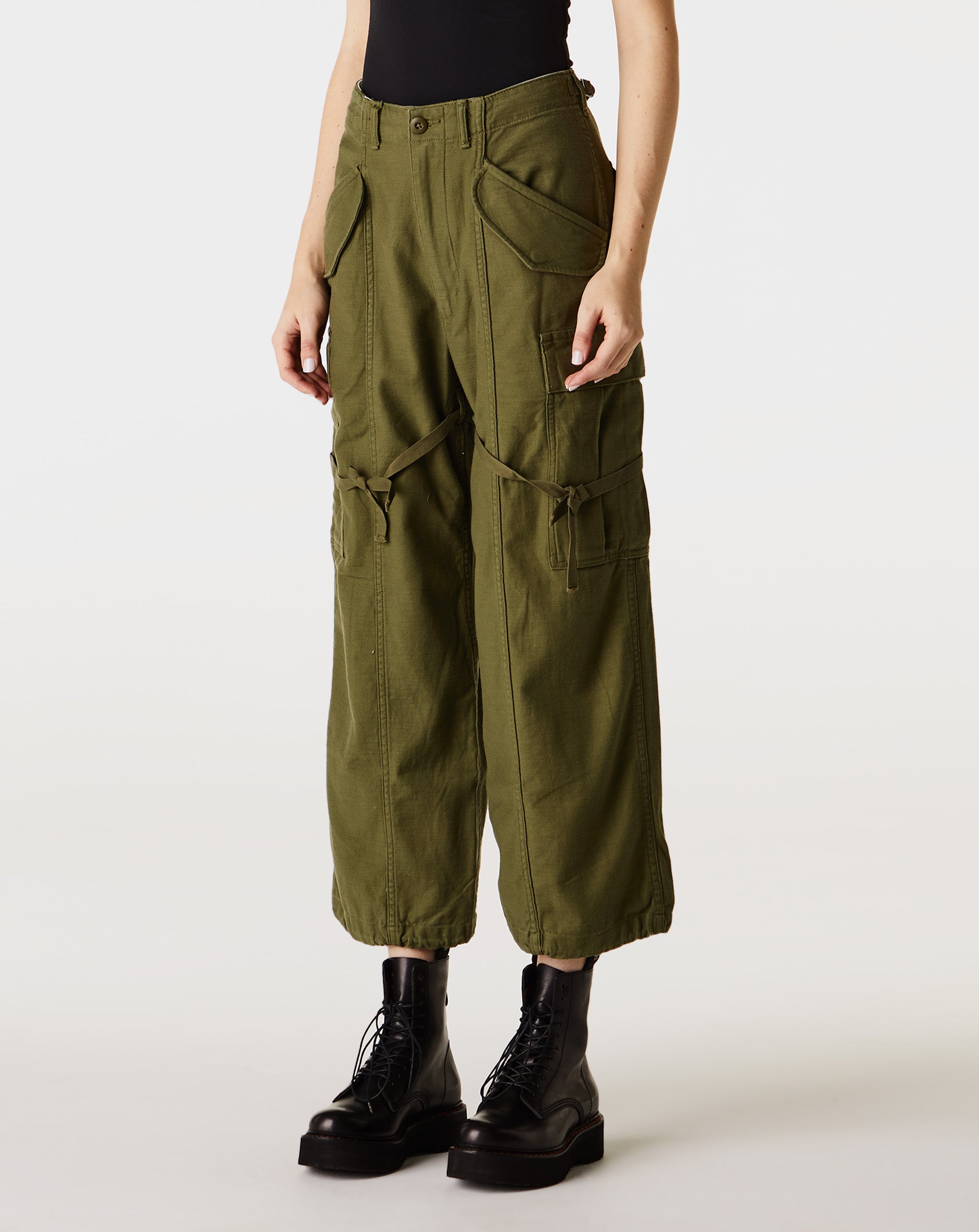 Cropped Cargo