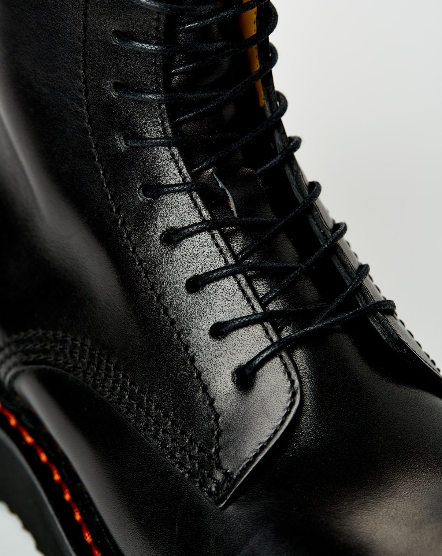 R13 Stack Boot