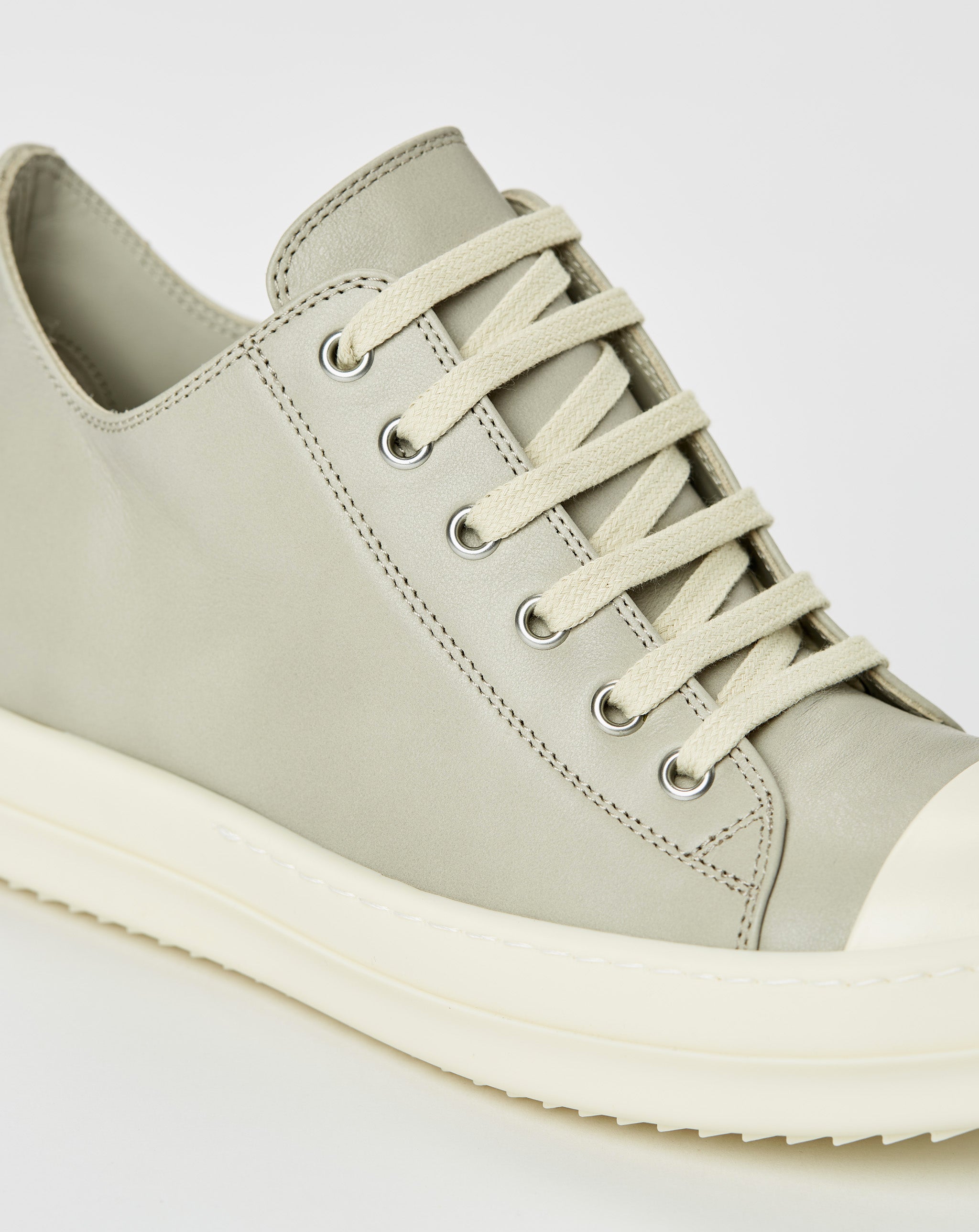 Low Sneaks