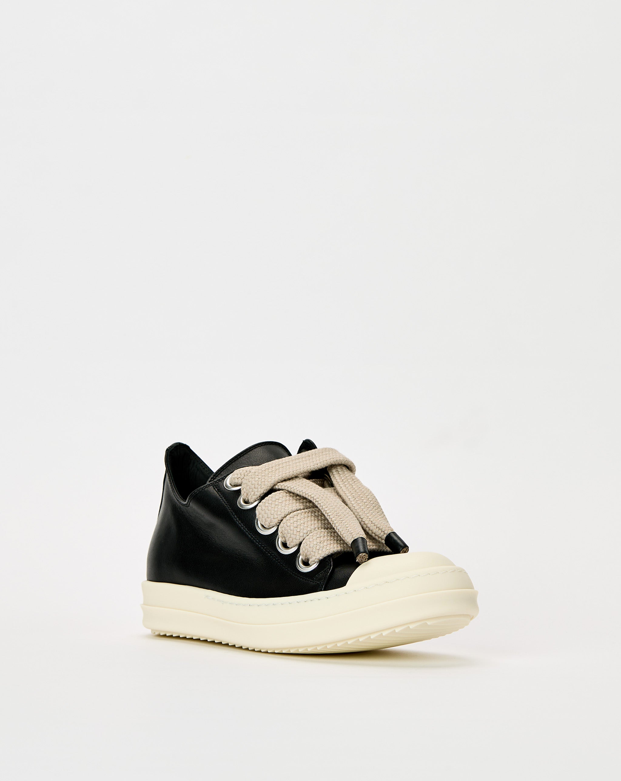 Jumbo Lace Low Sneaks