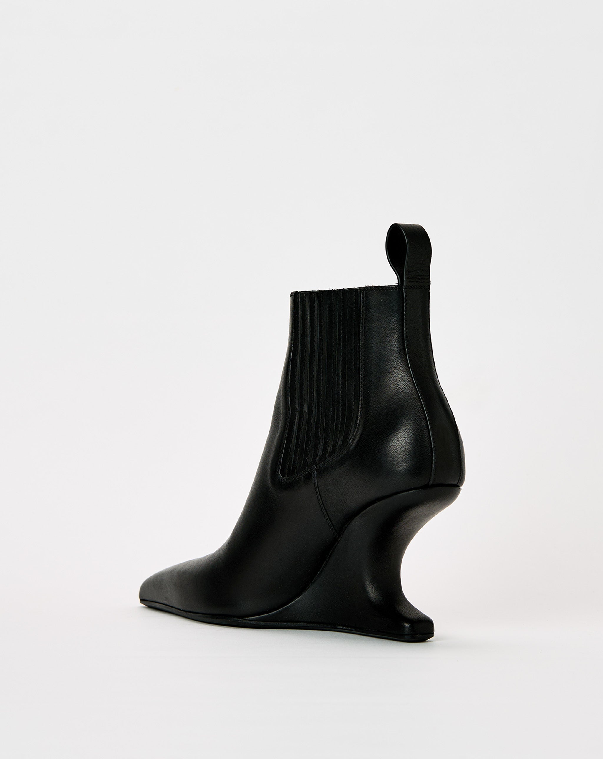 Cantilever 8 Ankle Boot
