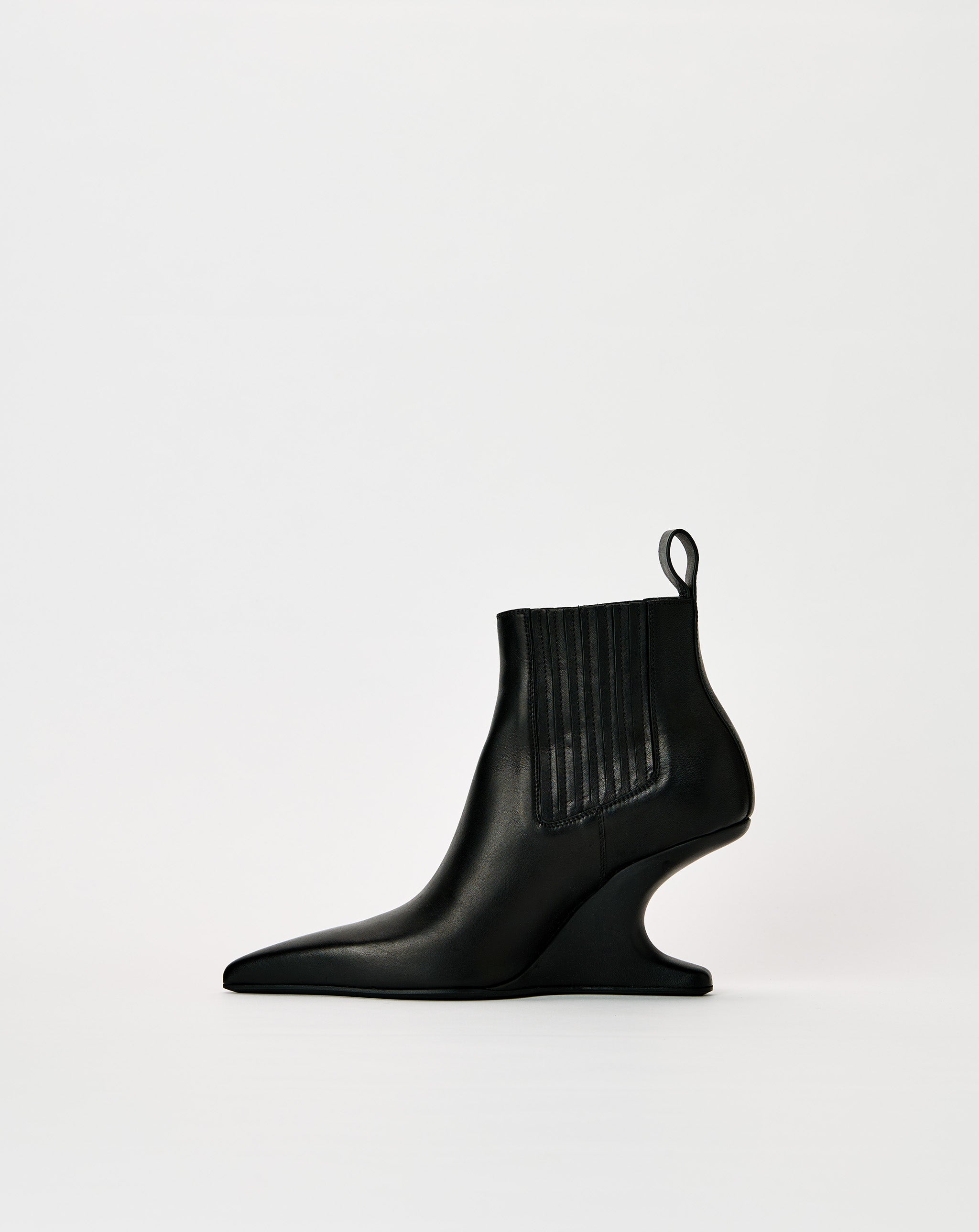Cantilever 8 Ankle Boot