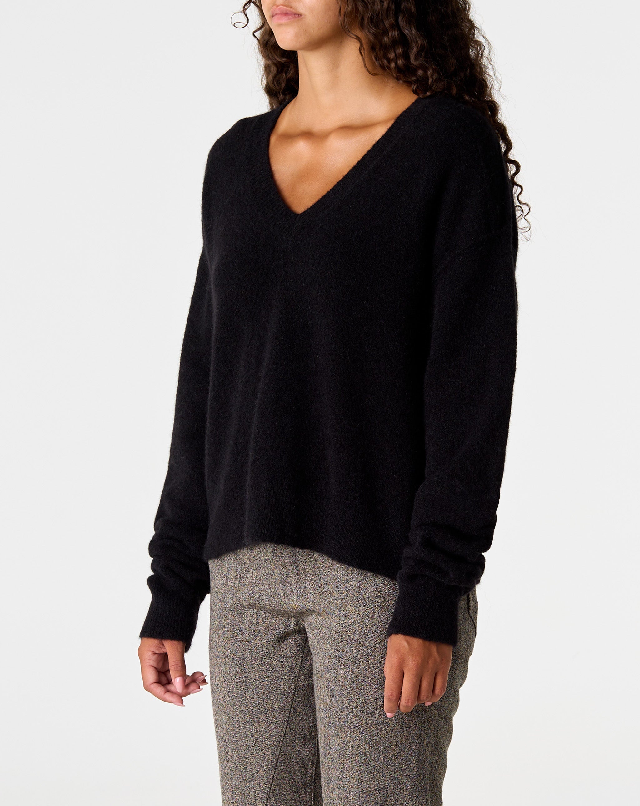 Tommy V Neck Sweater
