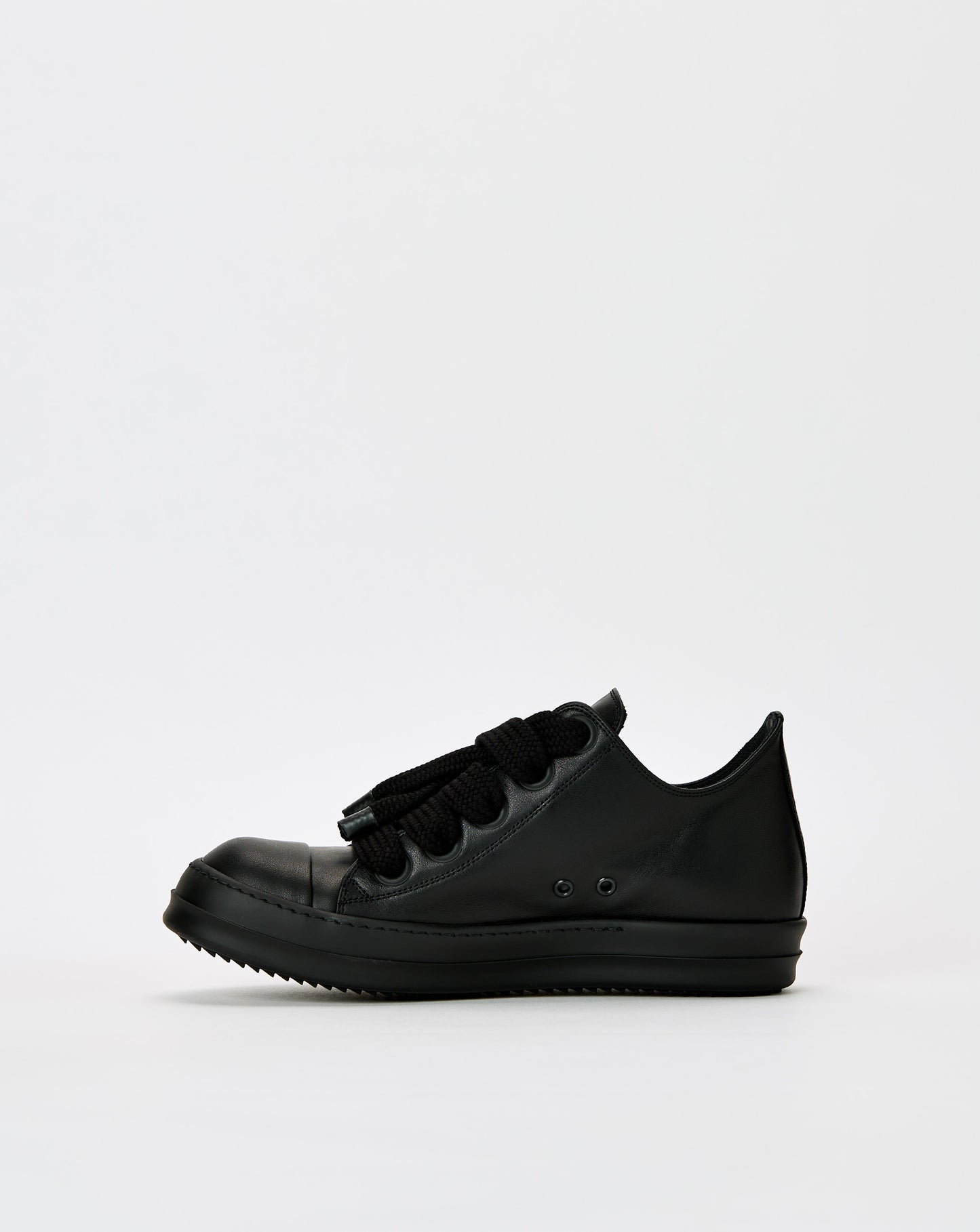Jumbo Lace Low Sneakers