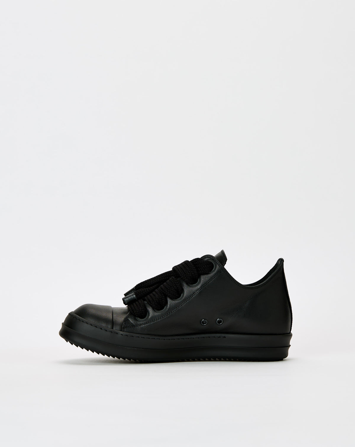 Jumbo Lace Low Sneakers