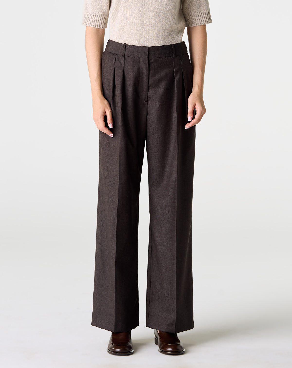 Sbiru Straight Leg Pant