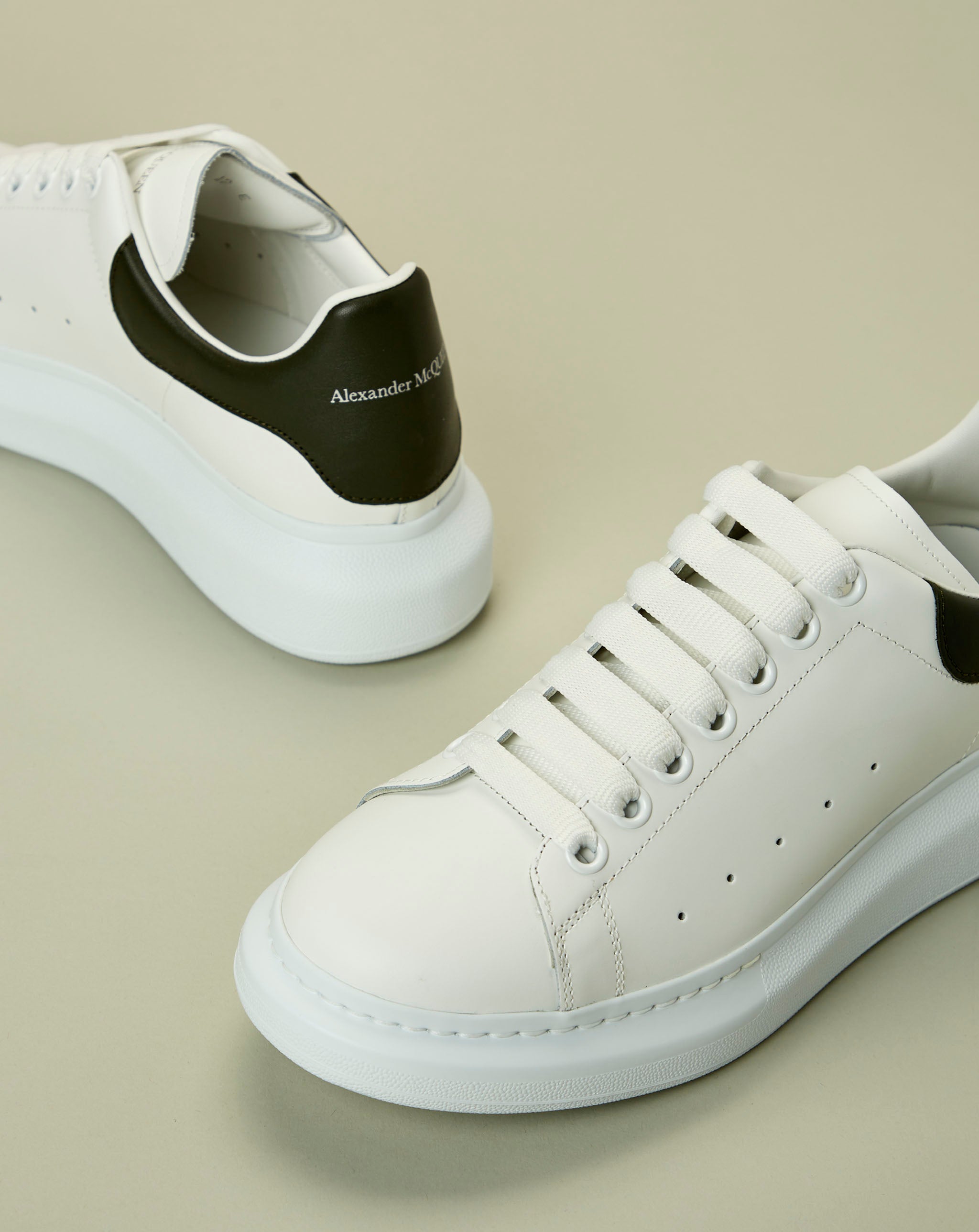 Oversized Sneaker