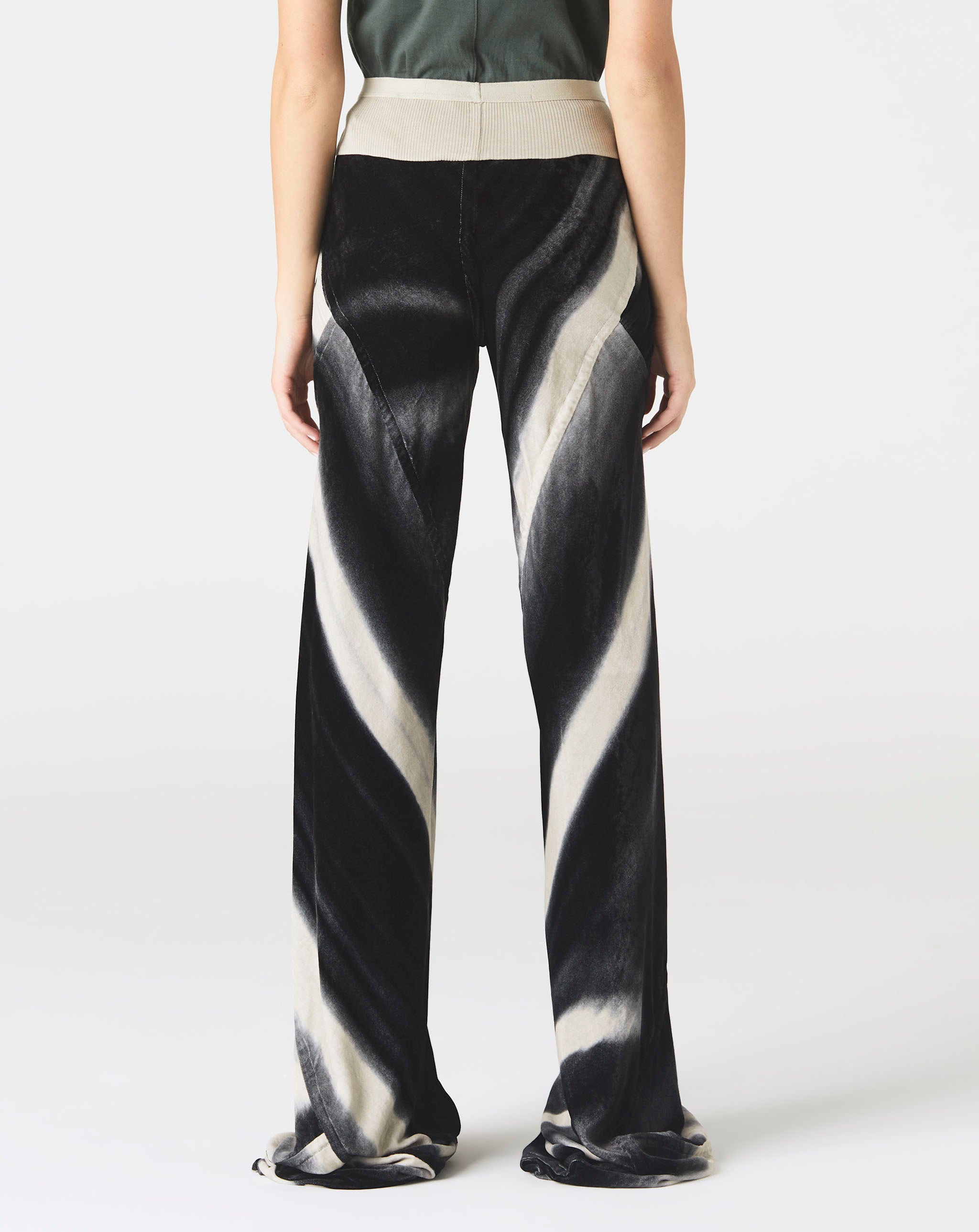 Velvet Pull on Pant