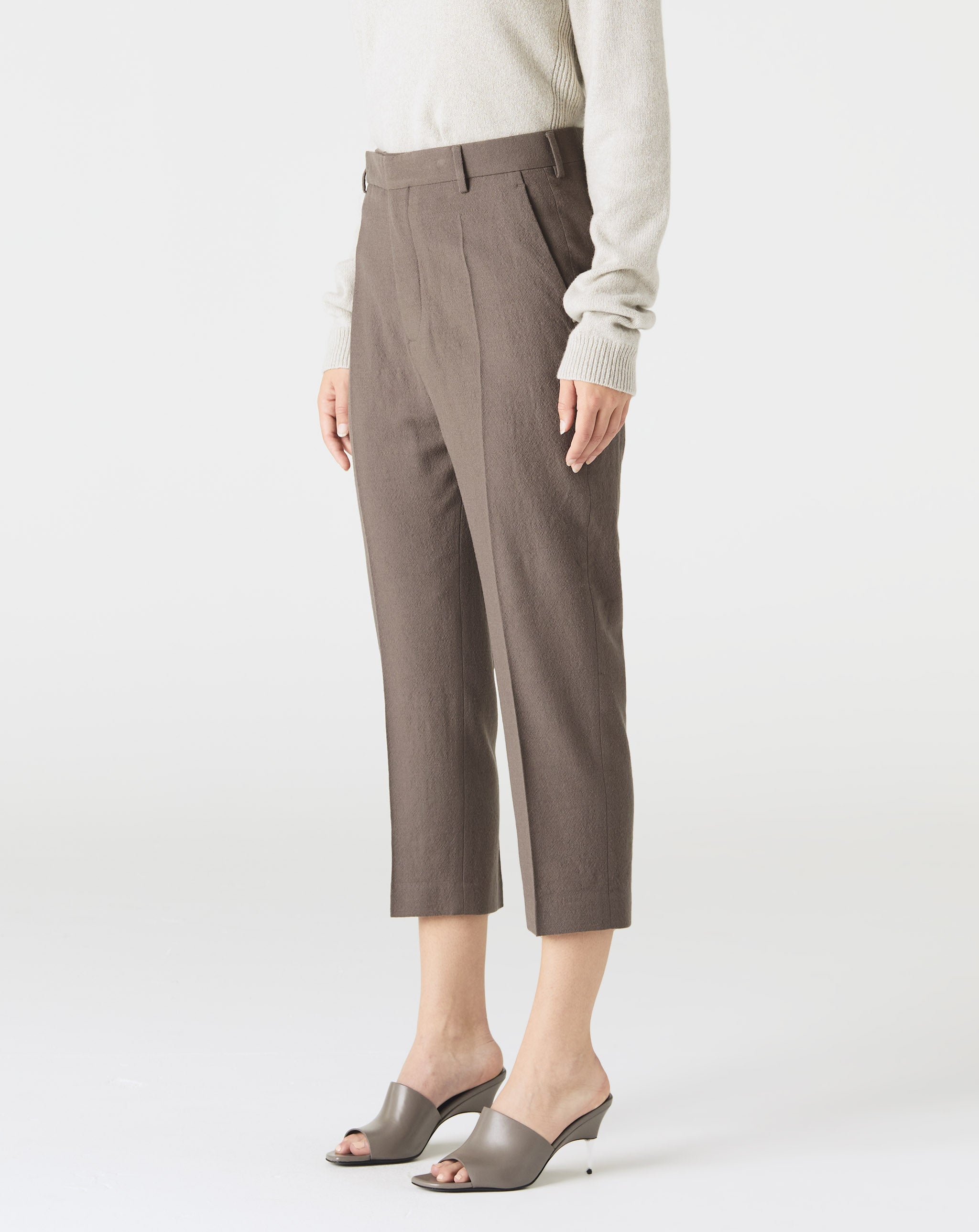 Straight Leg Cropped Pant