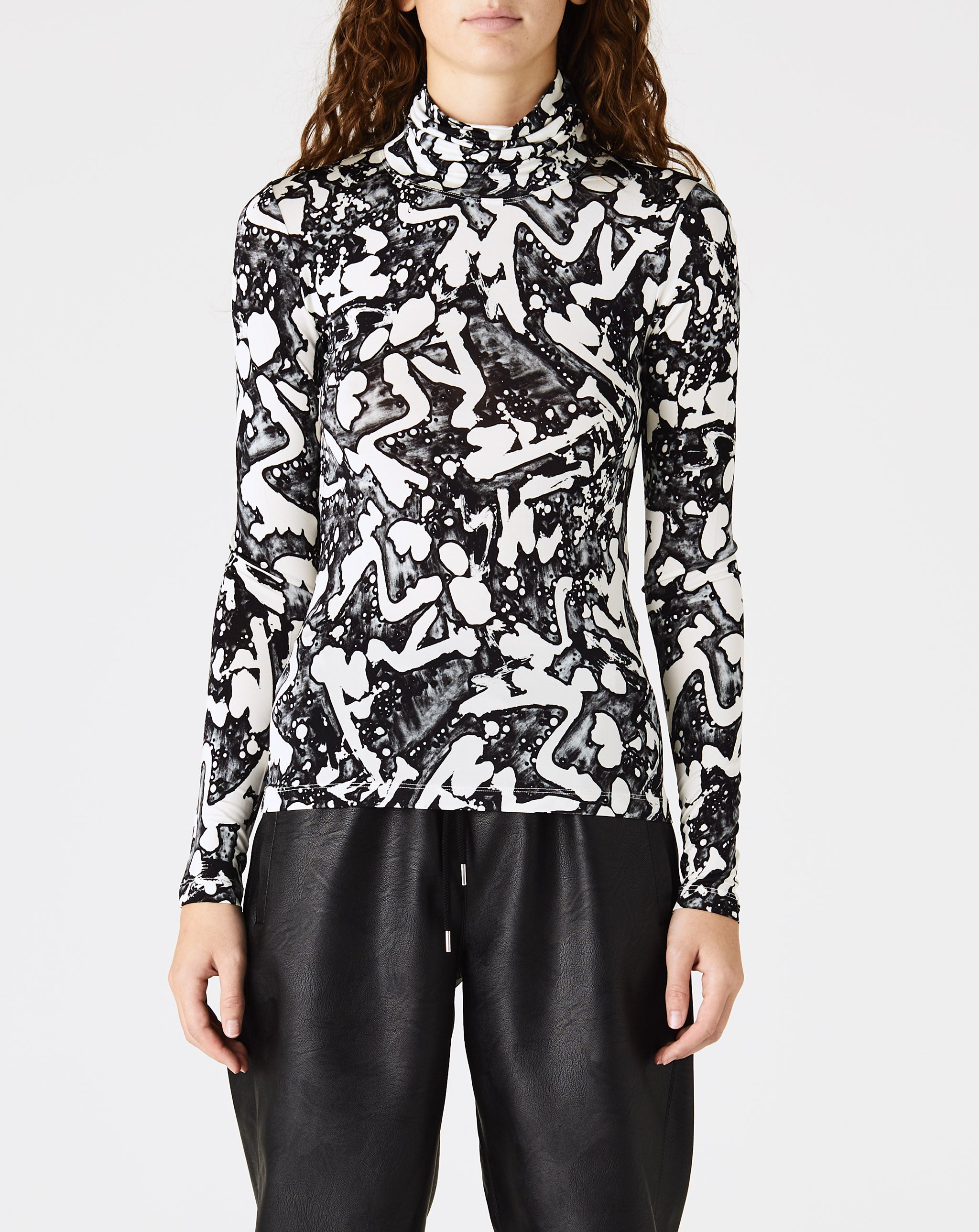 Stella By Stella Swan Print Fluid Turtleneck