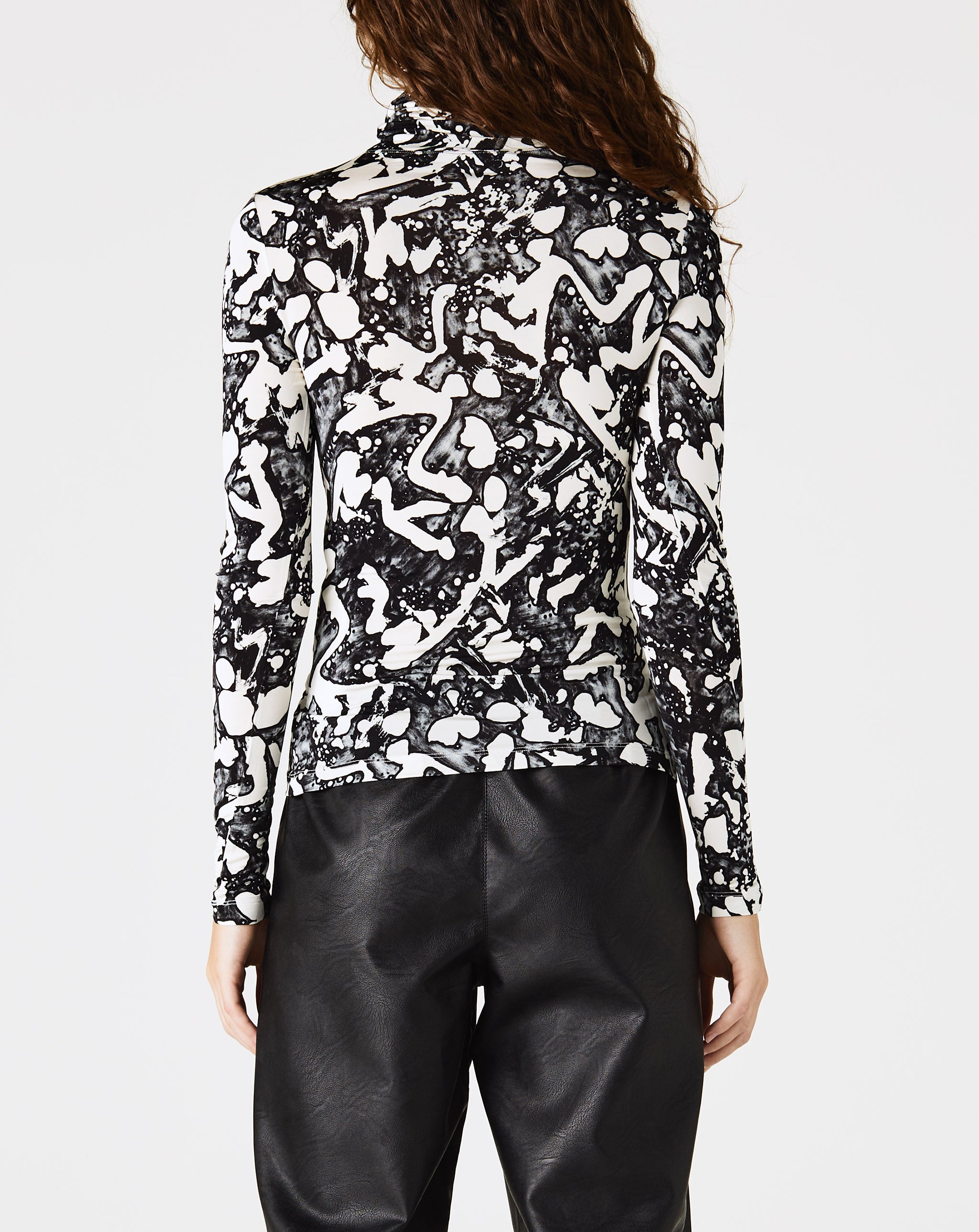 Stella By Stella Swan Print Fluid Turtleneck
