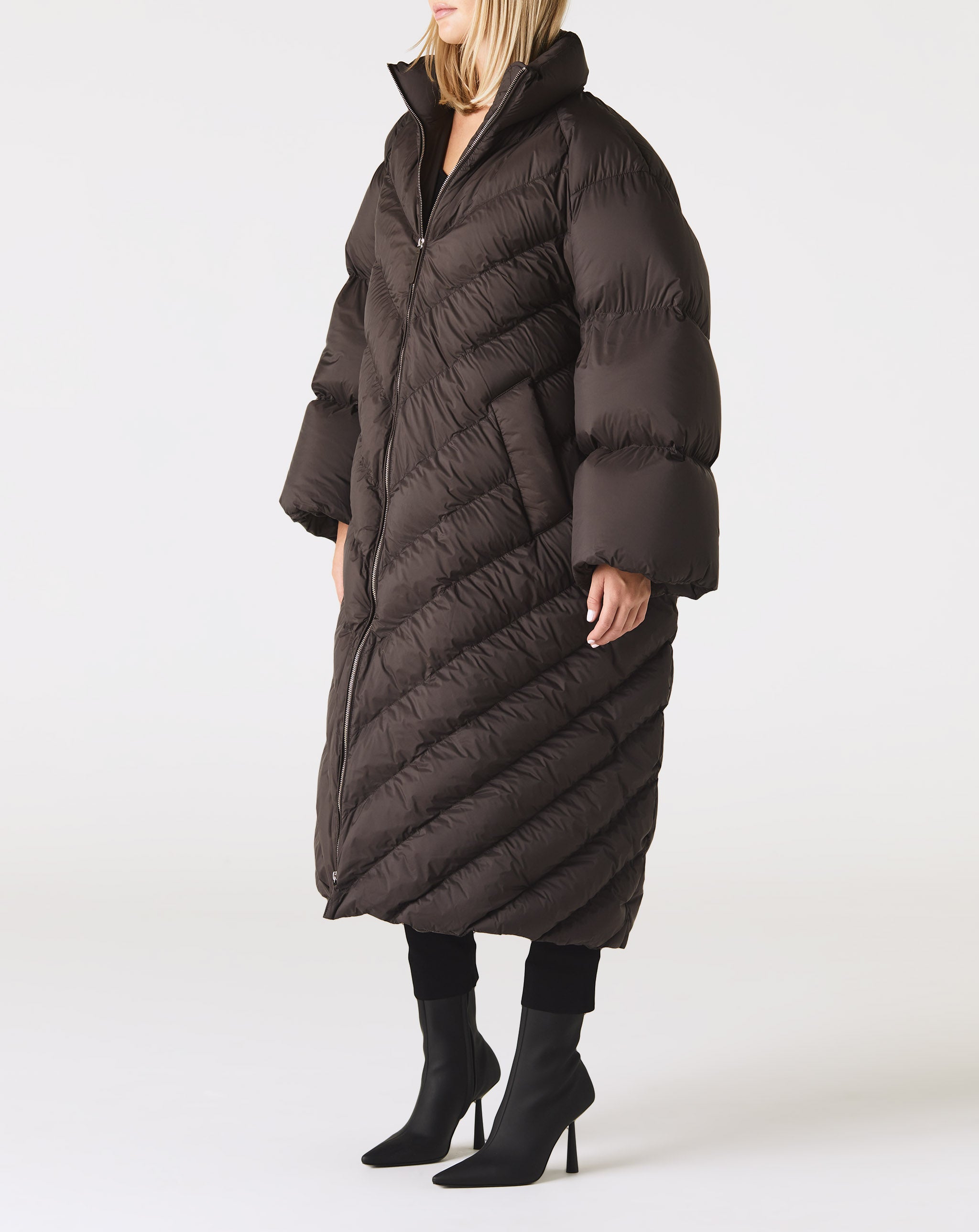 Farrow Puffer