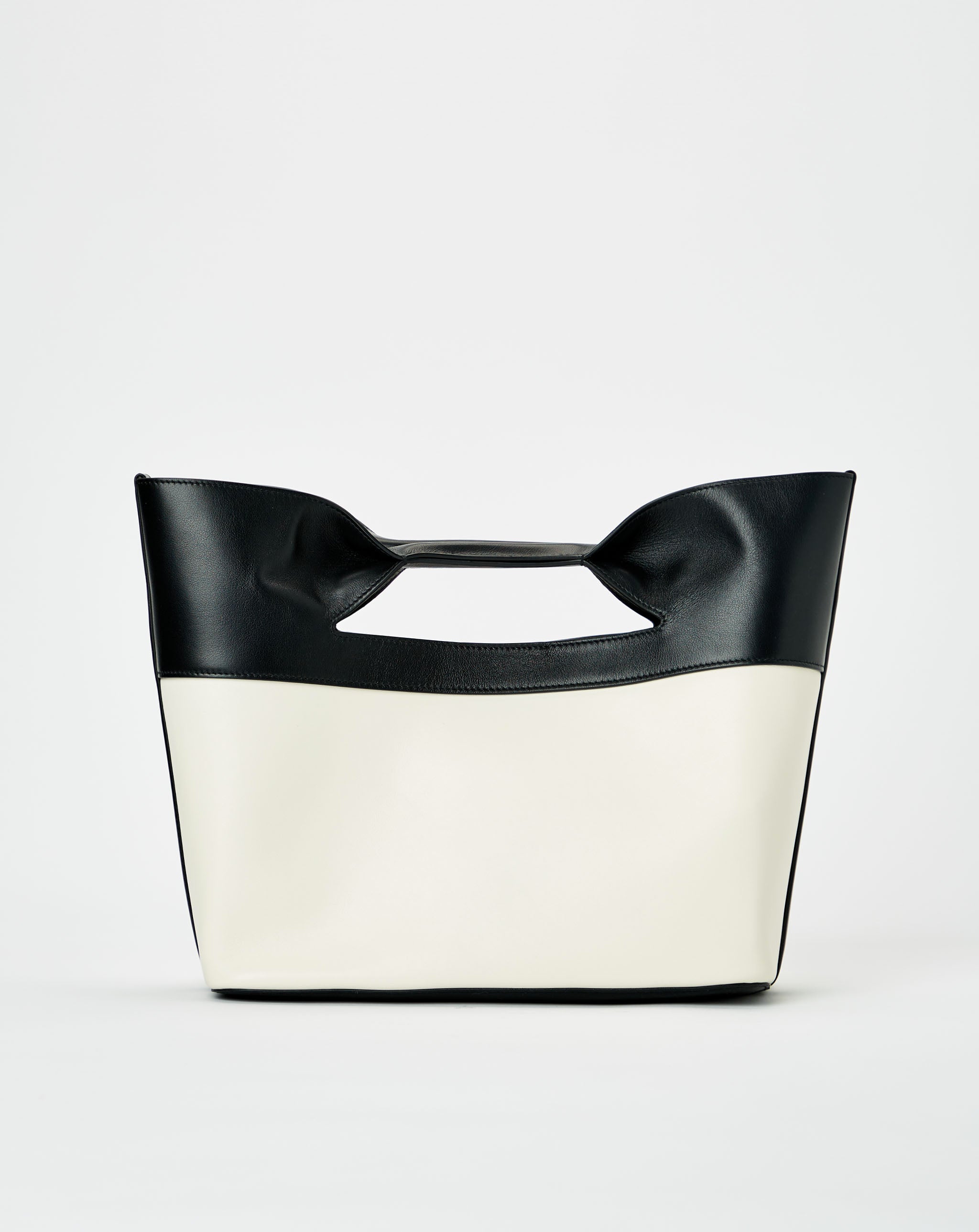 The Bow Small