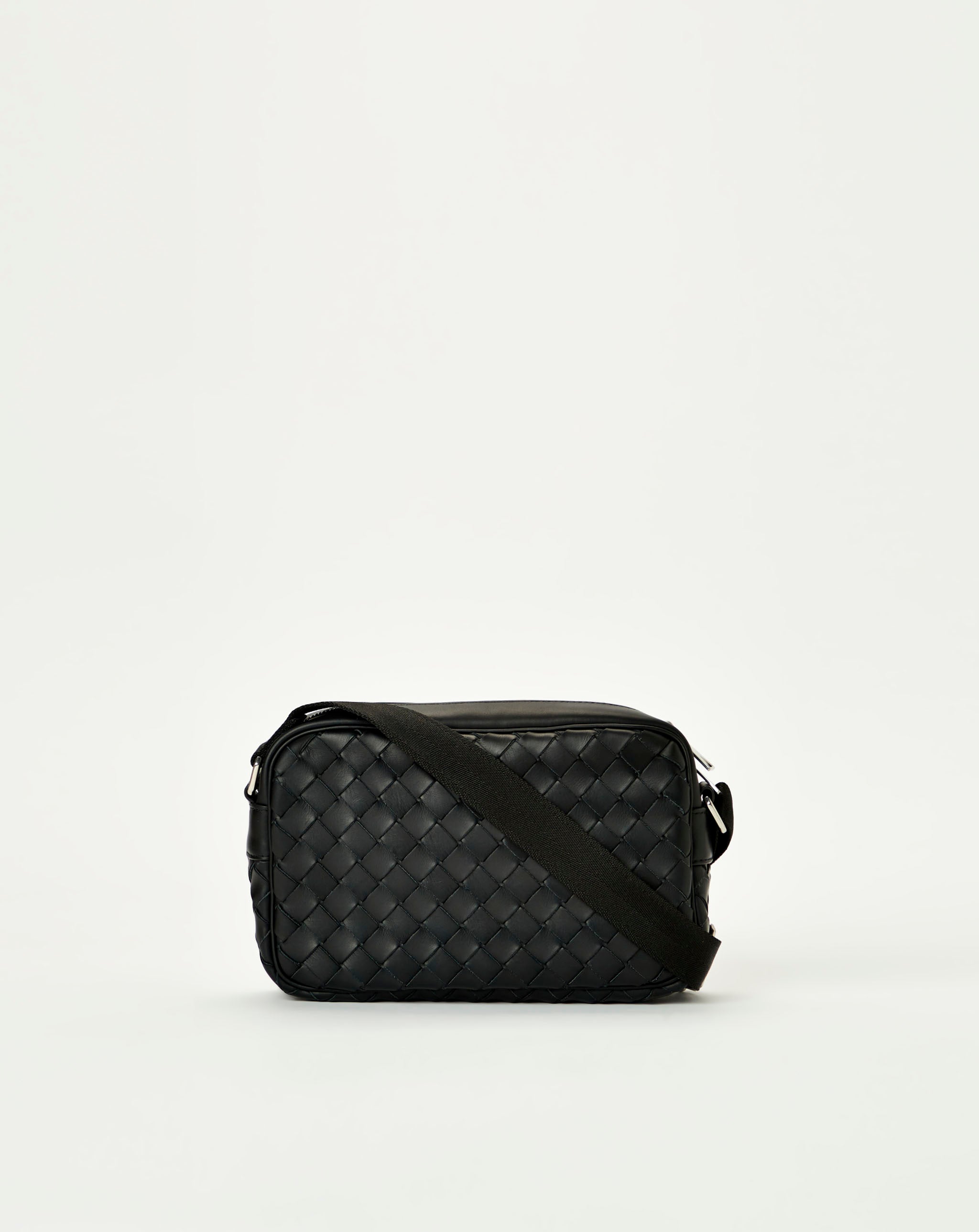 Classic Intrecciato Camera Bag