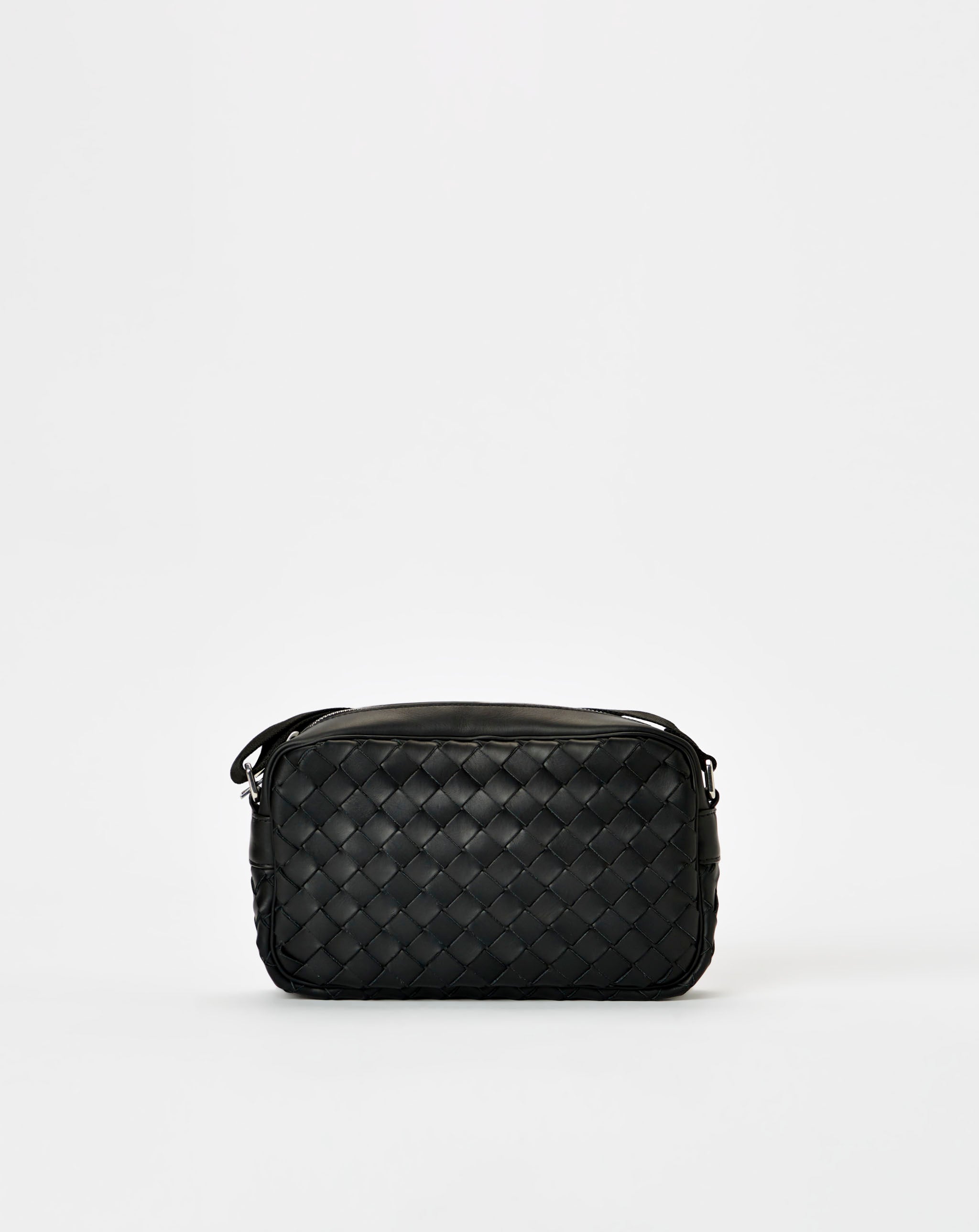 Classic Intrecciato Camera Bag