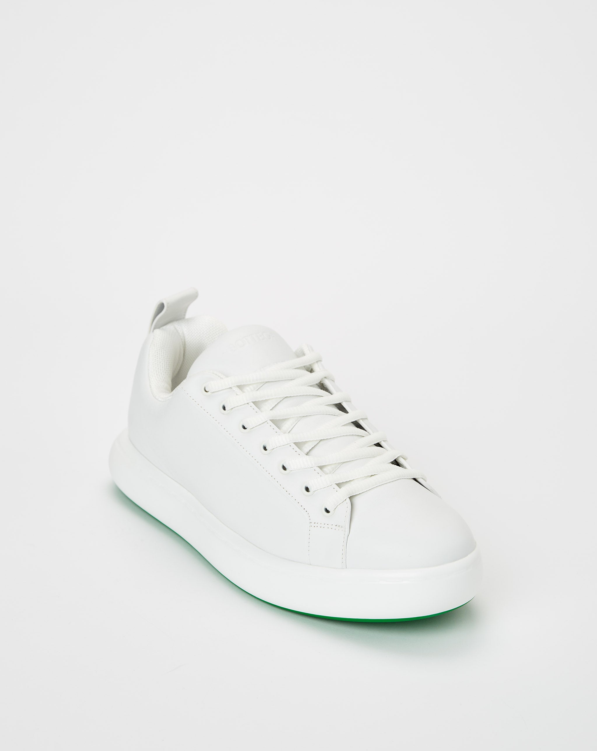 Sneaker Leather
