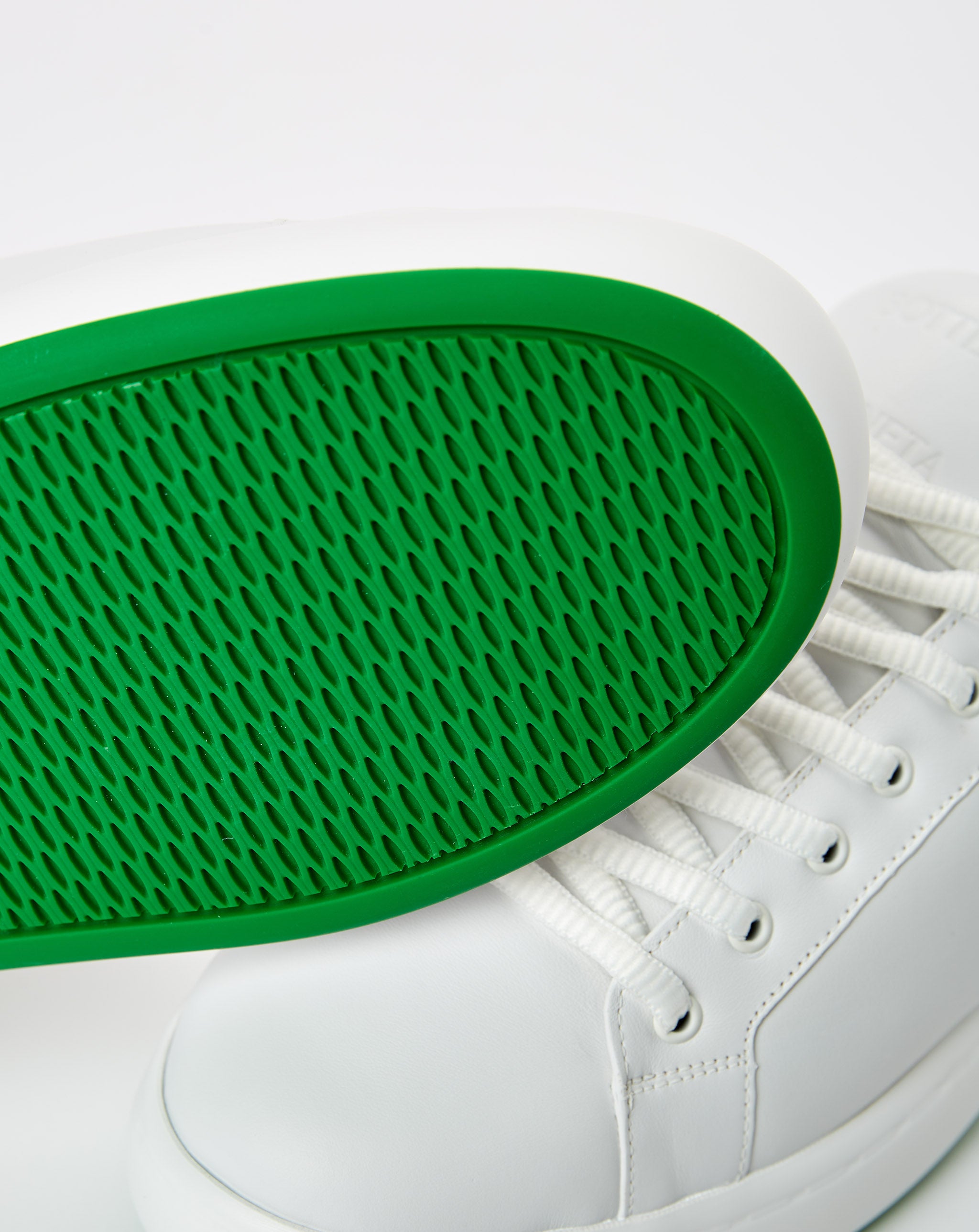 Sneaker Leather