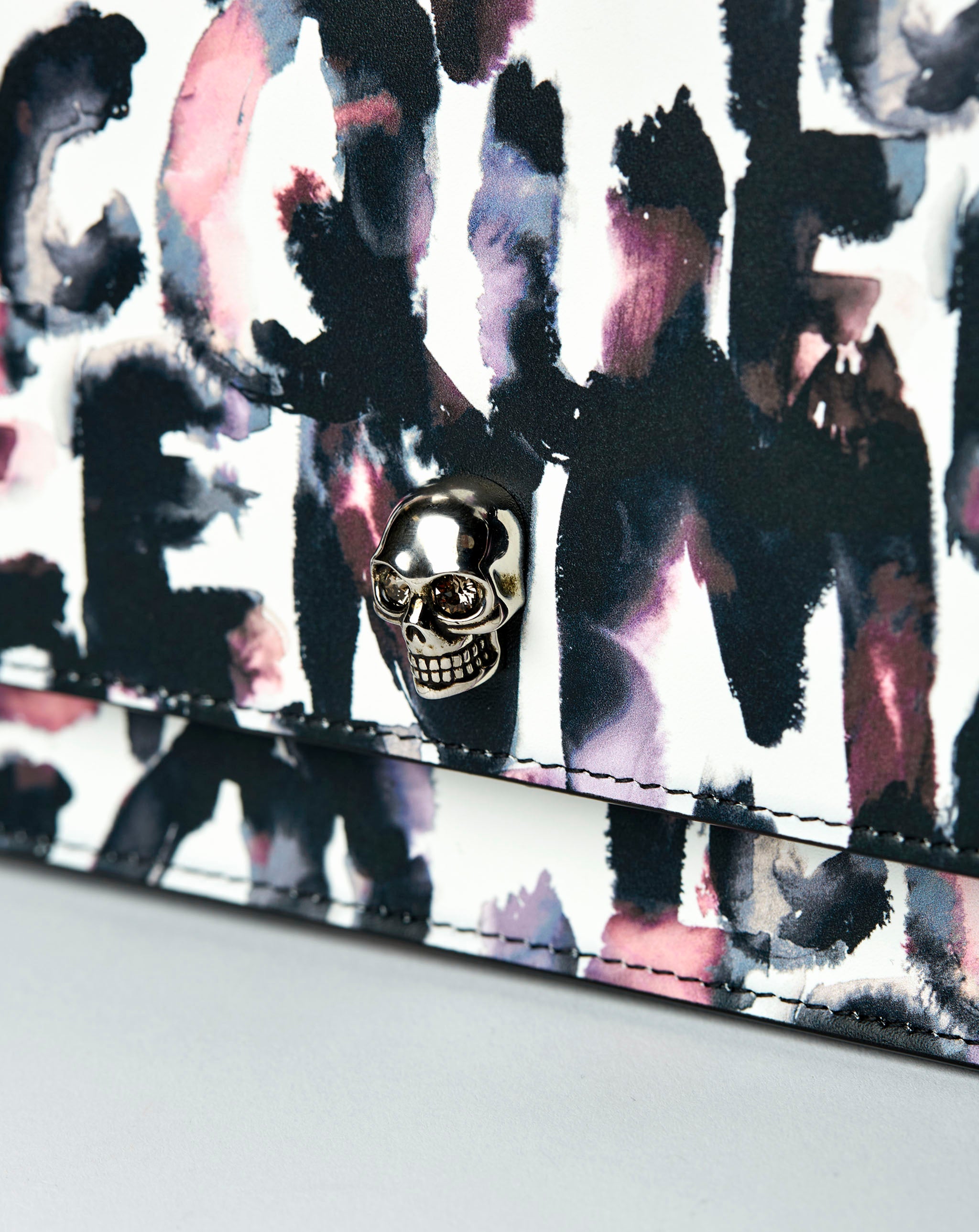 T.H. Medium Skull Bag