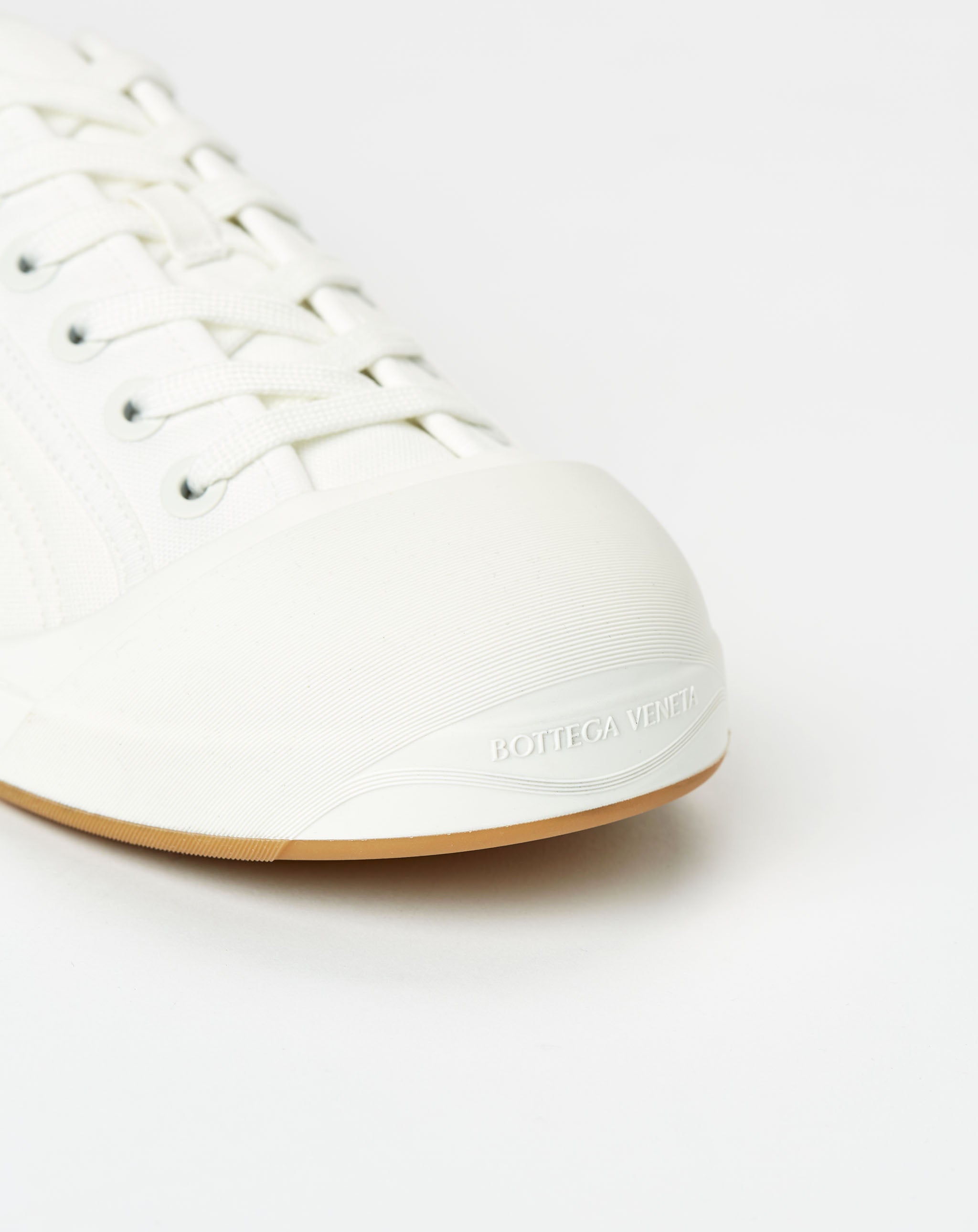 Vulcan Sneaker