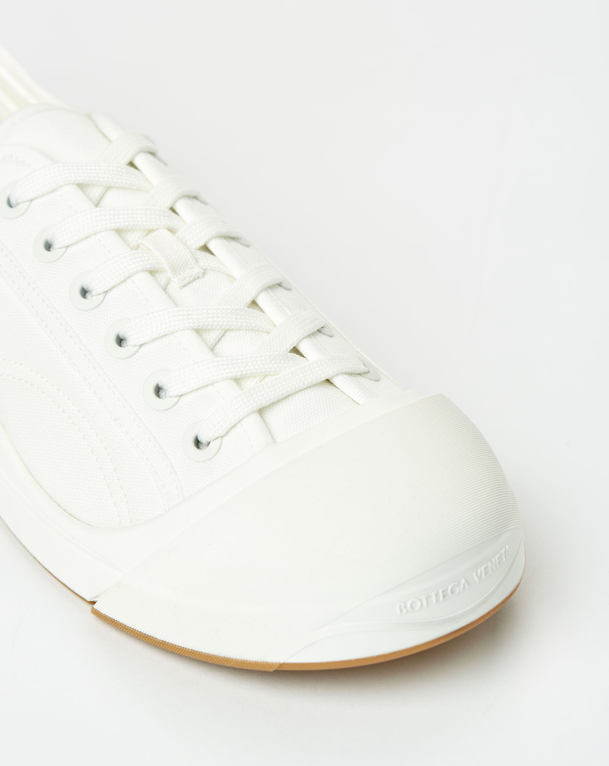 Vulcan Sneaker