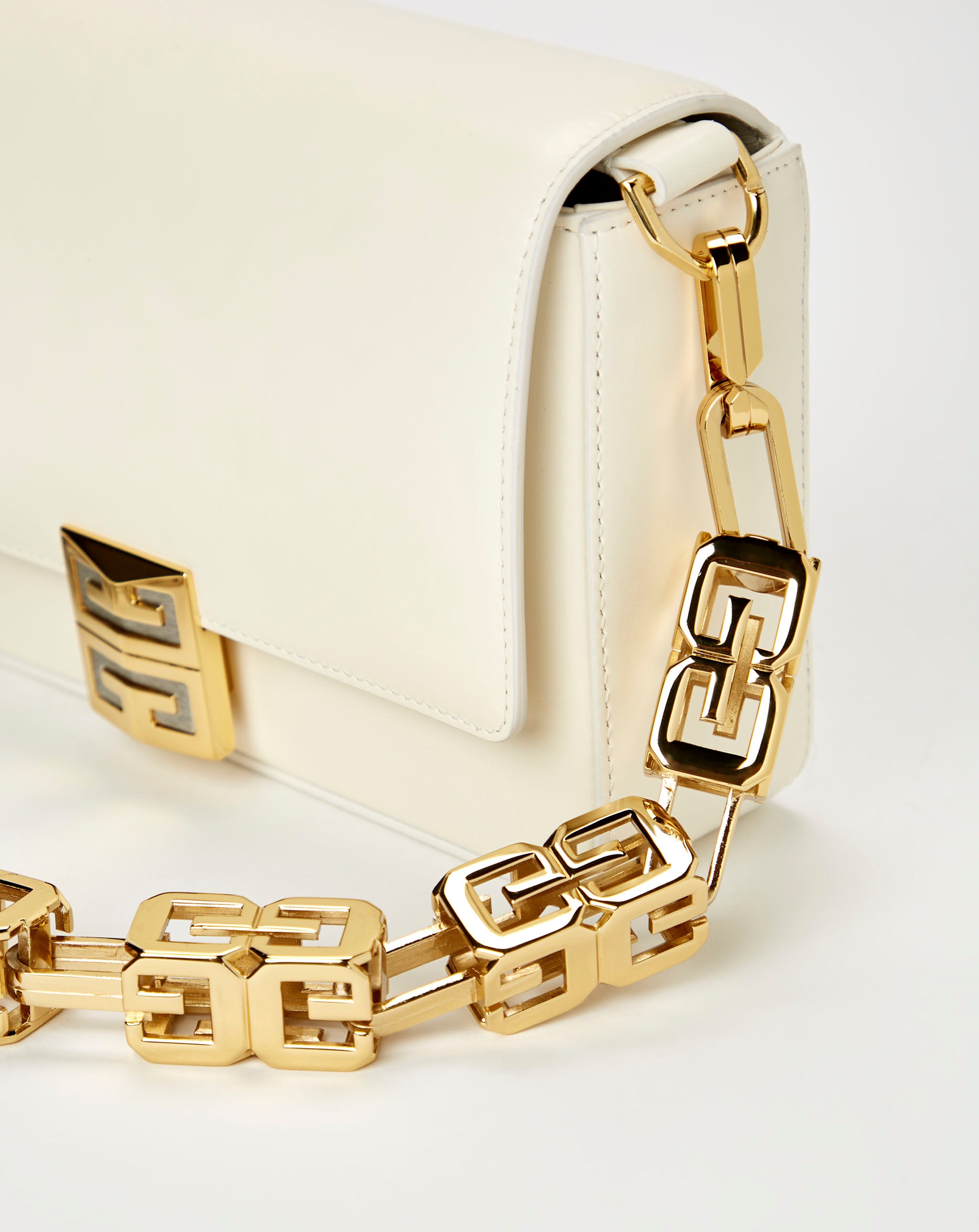 4G Medium Crossbody Canvas Bag with Cube Chain