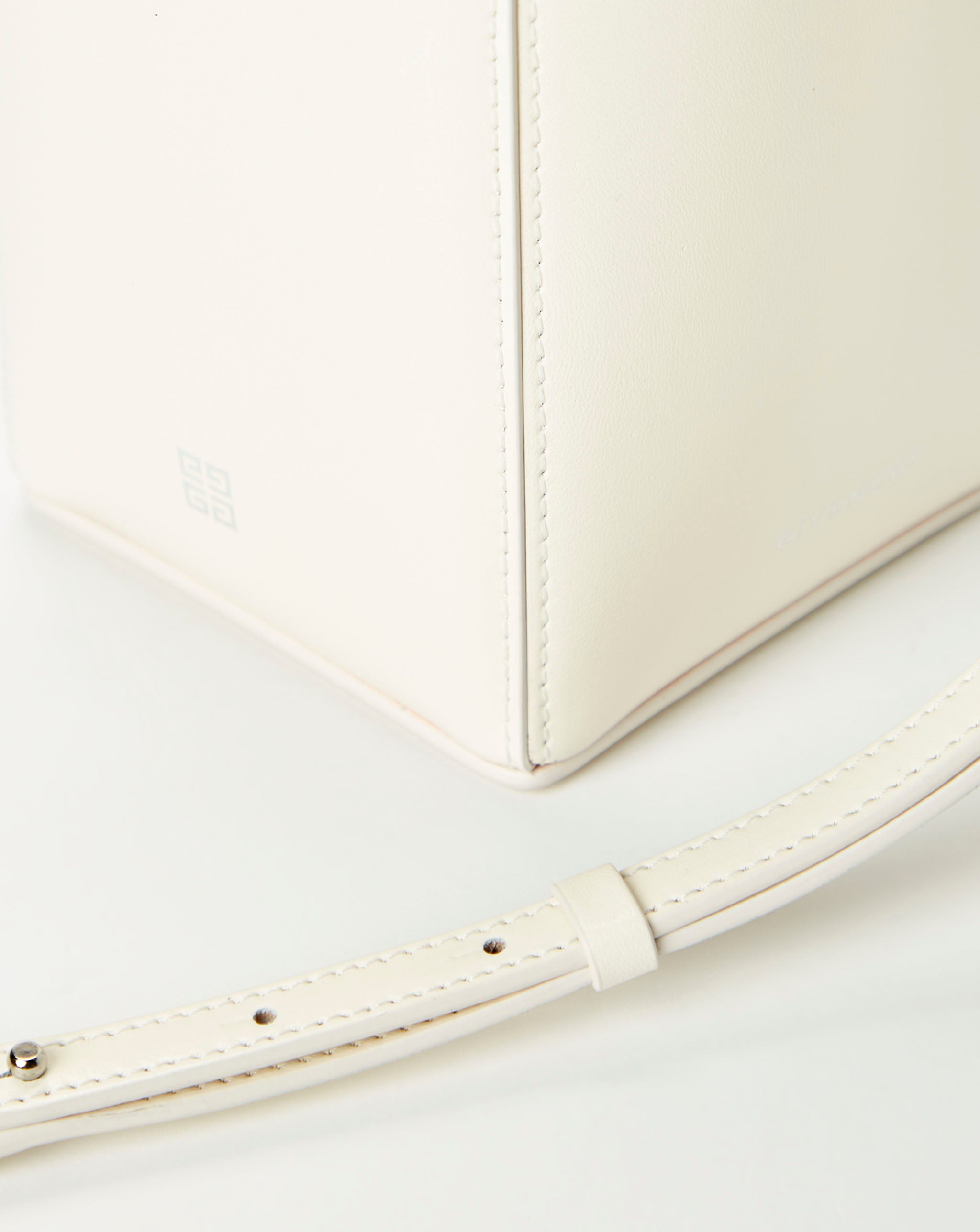 Cut Out Bucket Bag