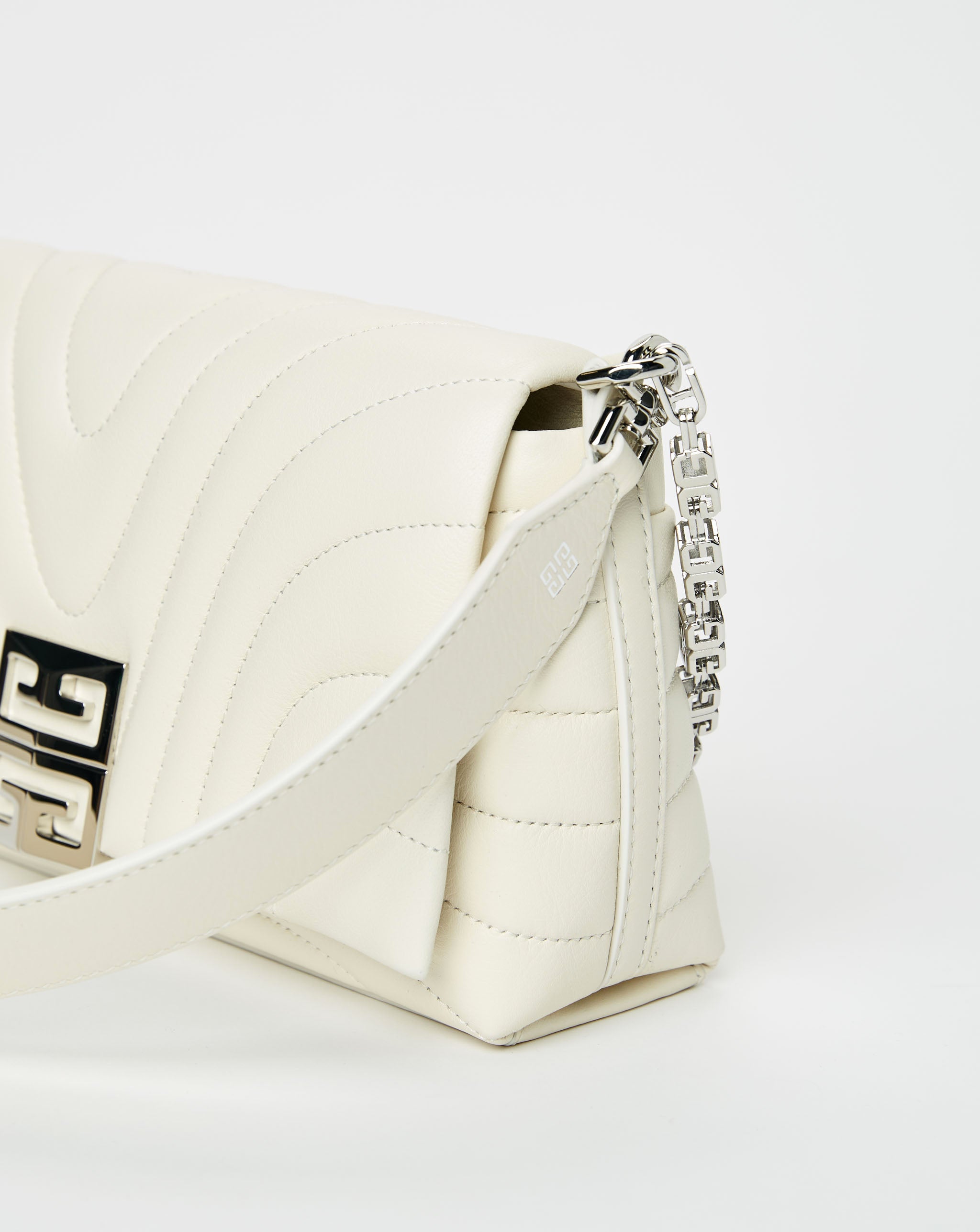 4G Soft Small Shoulder Bag