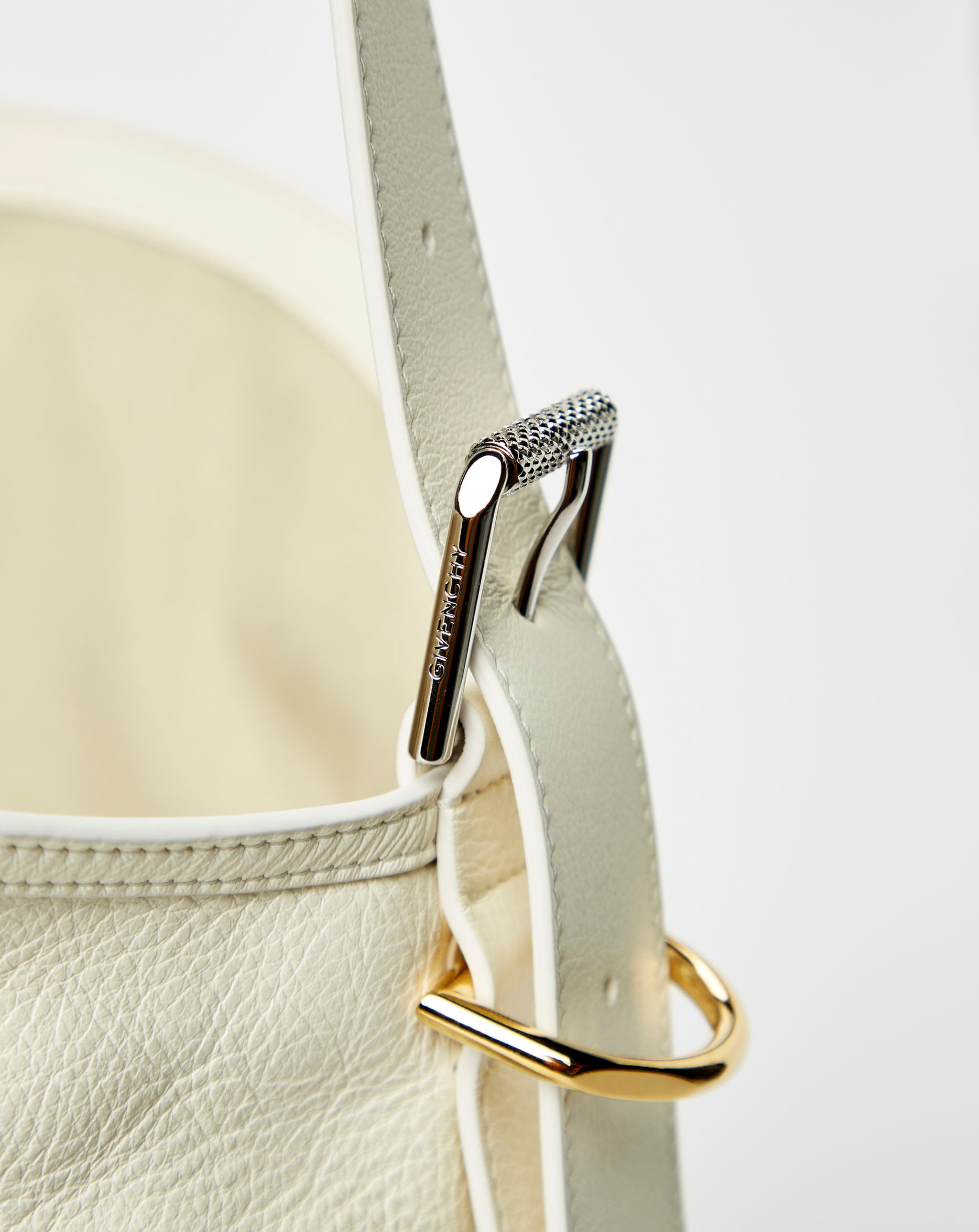 Voyou Medium Bag