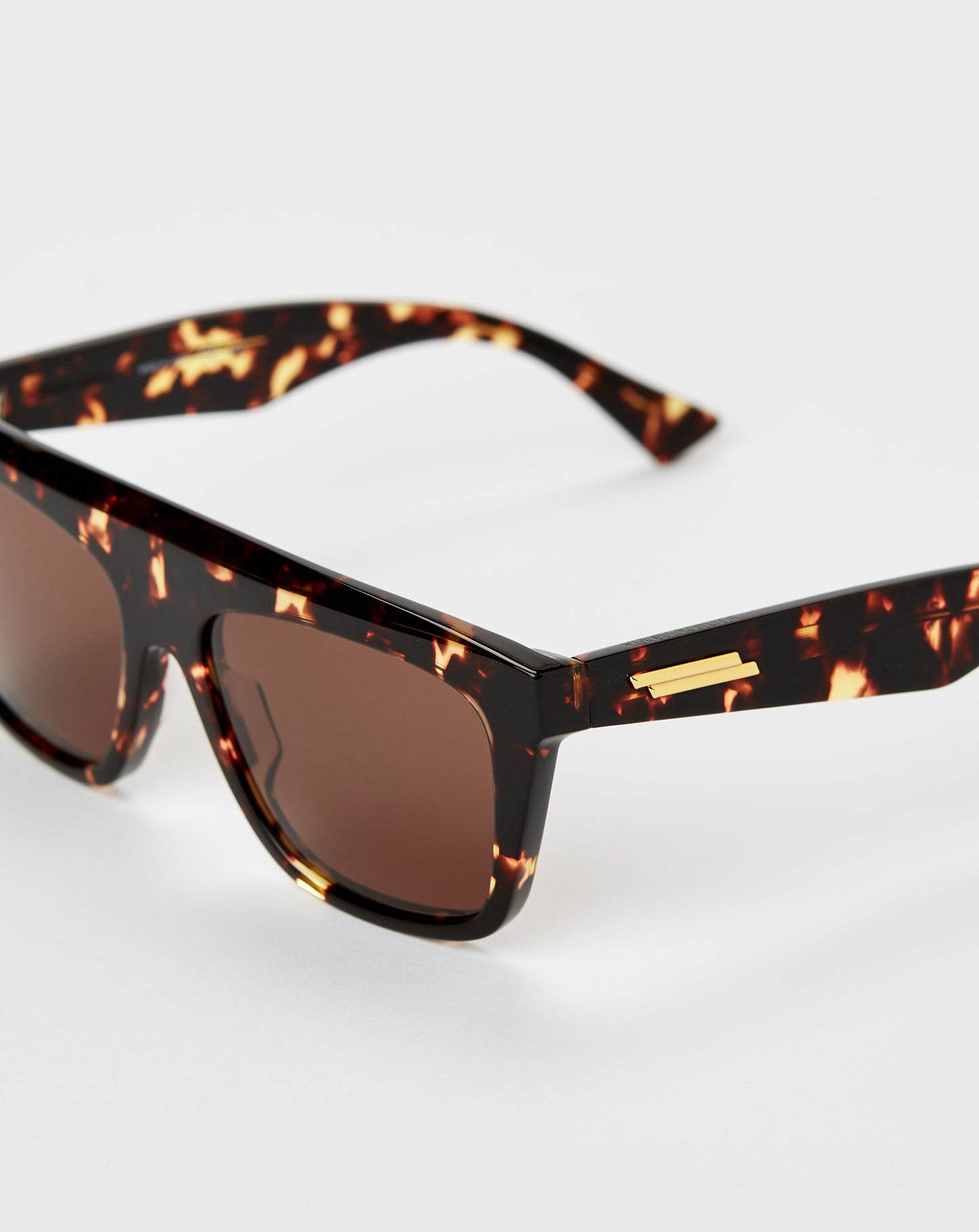 Thick Frame Tinted Sunglasses